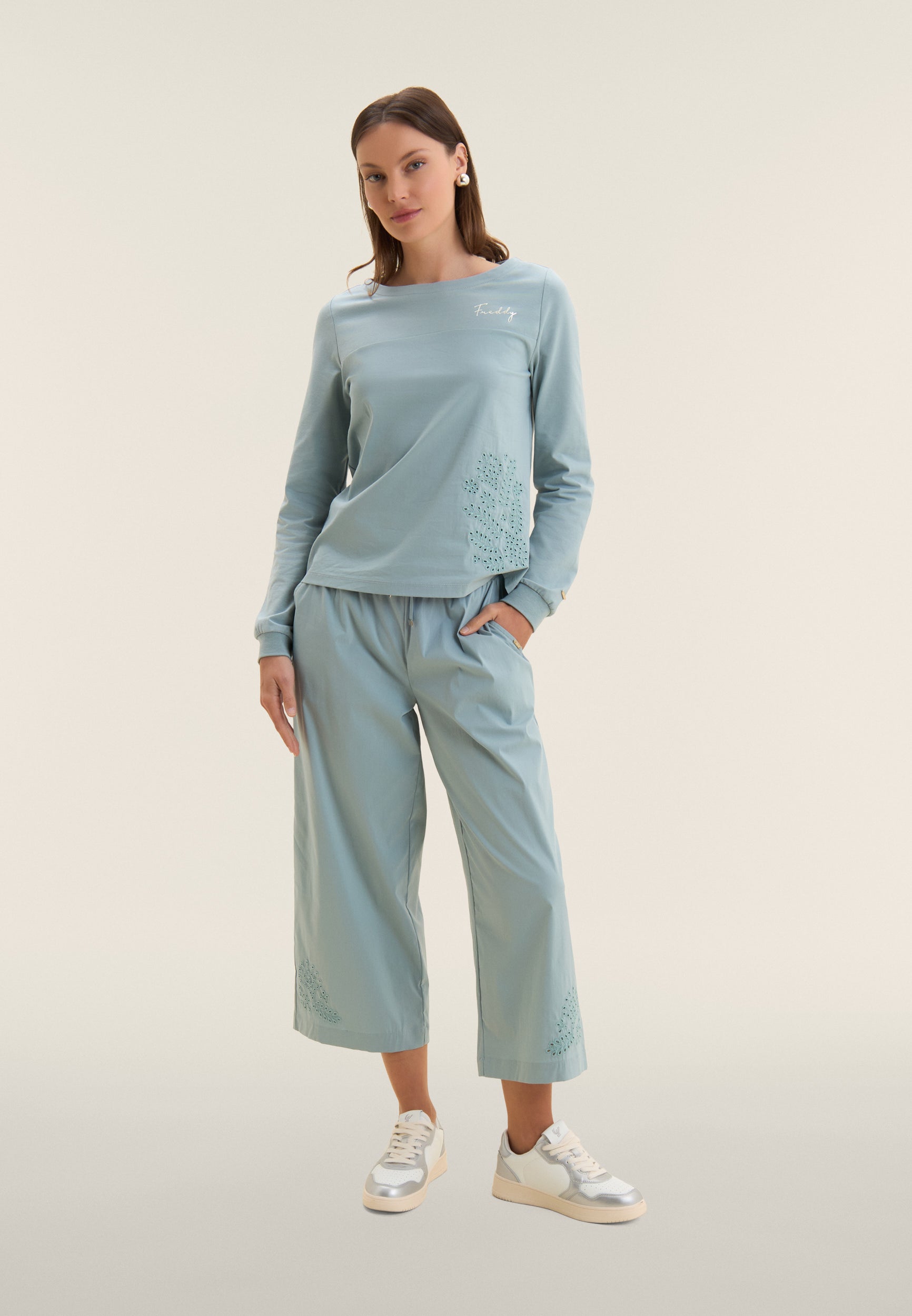 freddy-felpa-girocollo-broderie-florale-femme image 2