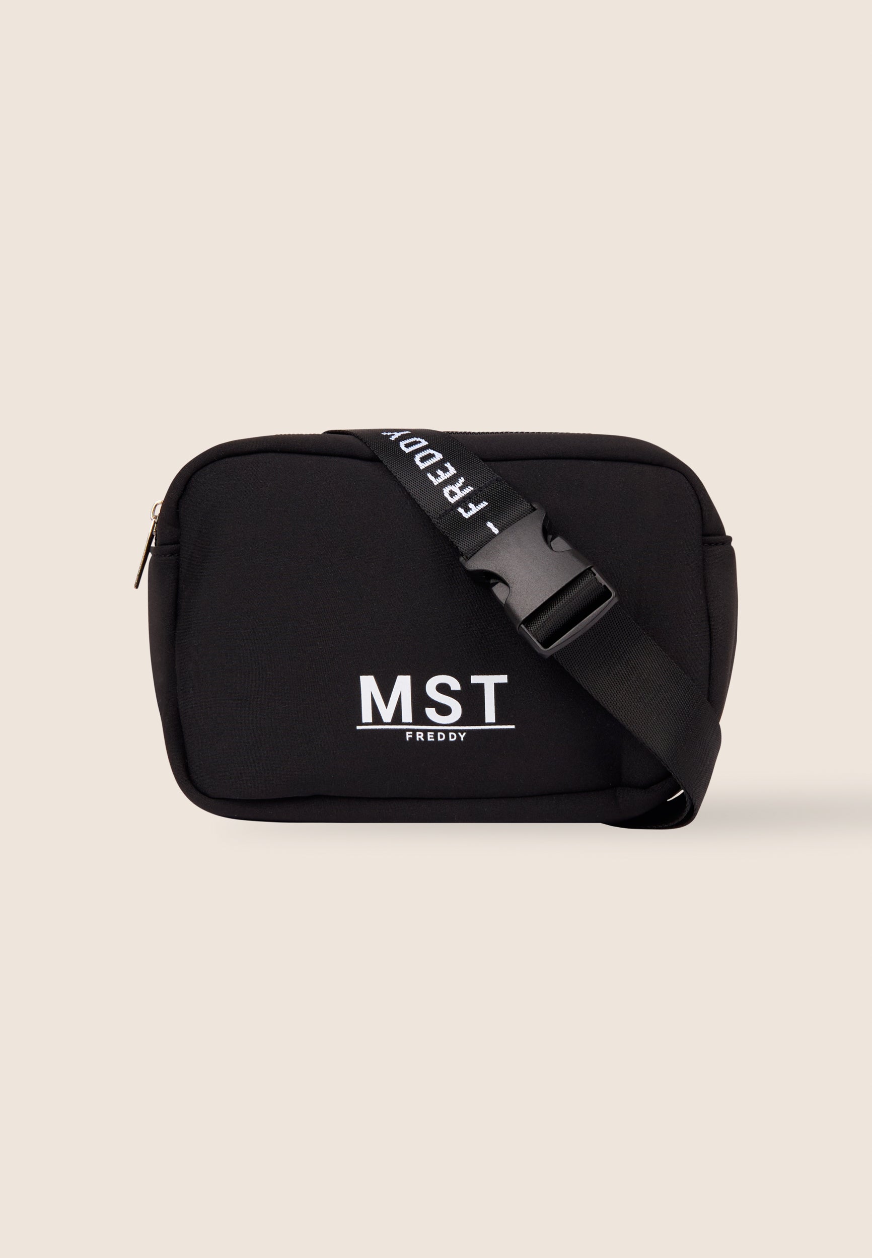 freddy-borsa-marsupio-sac-banane-n-opr-ne-logo-mst-21x14x7-cm image 3