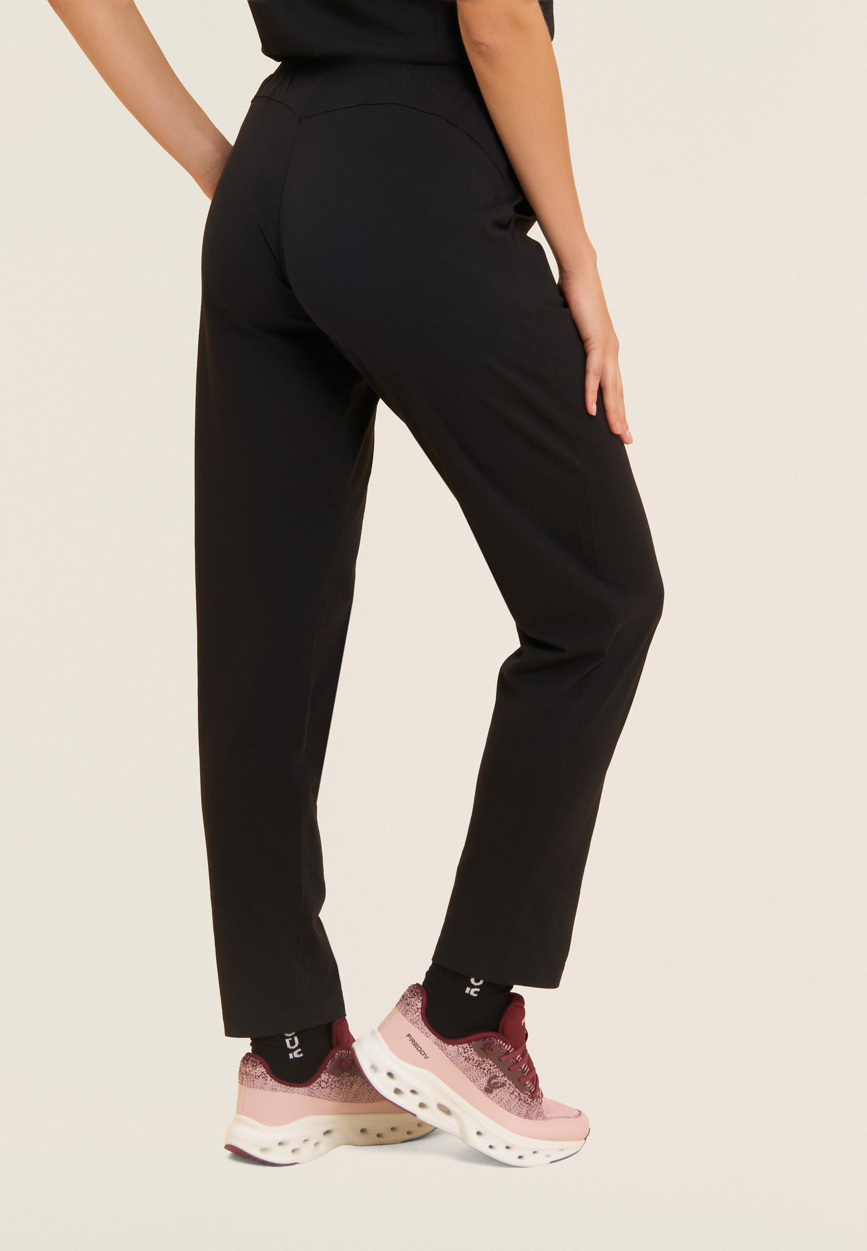 freddy-pantalon-sport-femme-regular-freddy-perles-roses-jersey-coton-stretch image 3