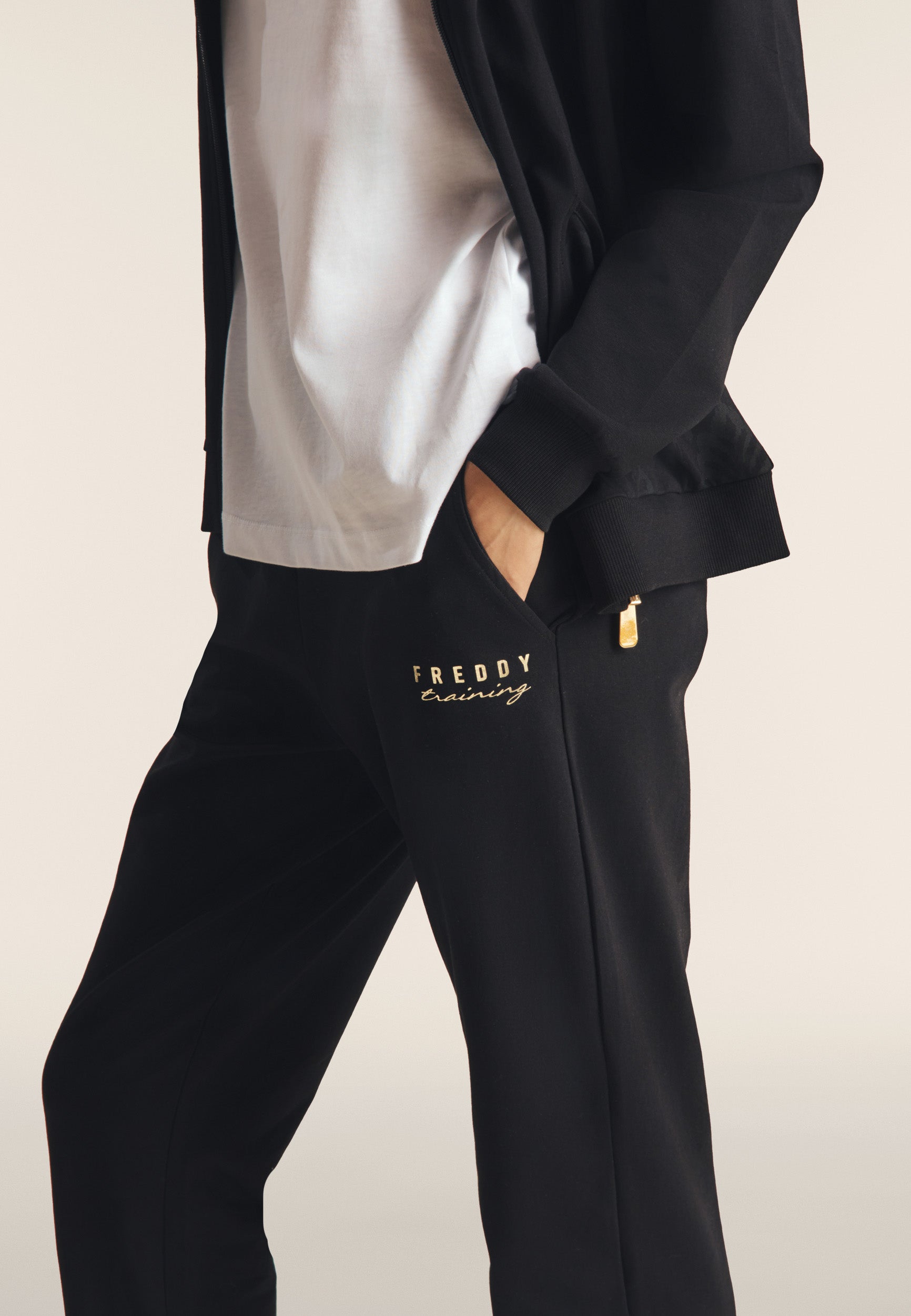 freddy-pantalon-training-femme-regular-fond-droit-fentes image 3