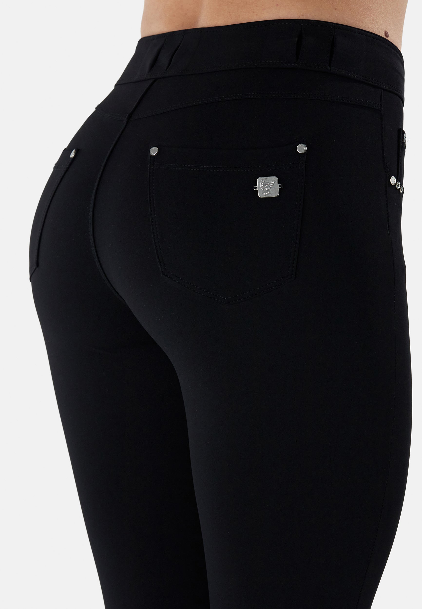 freddy-n-o-w-pantalon-femme-superskinny-tissu-bioactif-respirant image 3