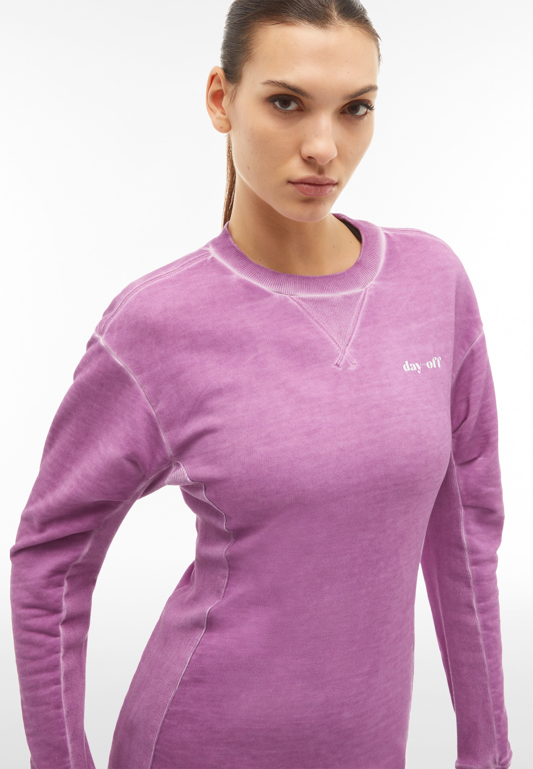 freddy-sweat-oversize-femme-teint-froid-effet-d-lav image 4