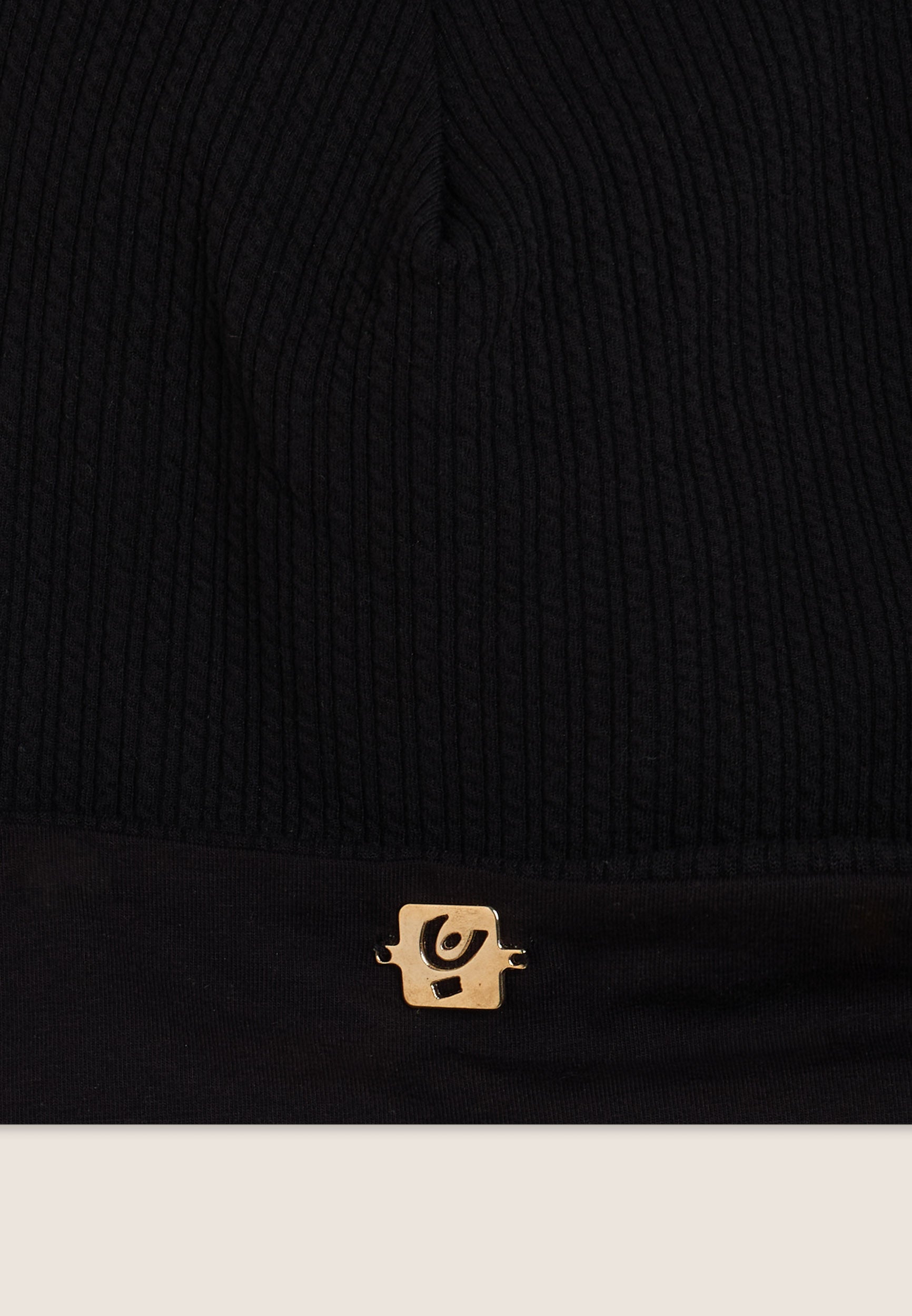freddy-beanie-junior-maille-plaquette-dor-e image 3
