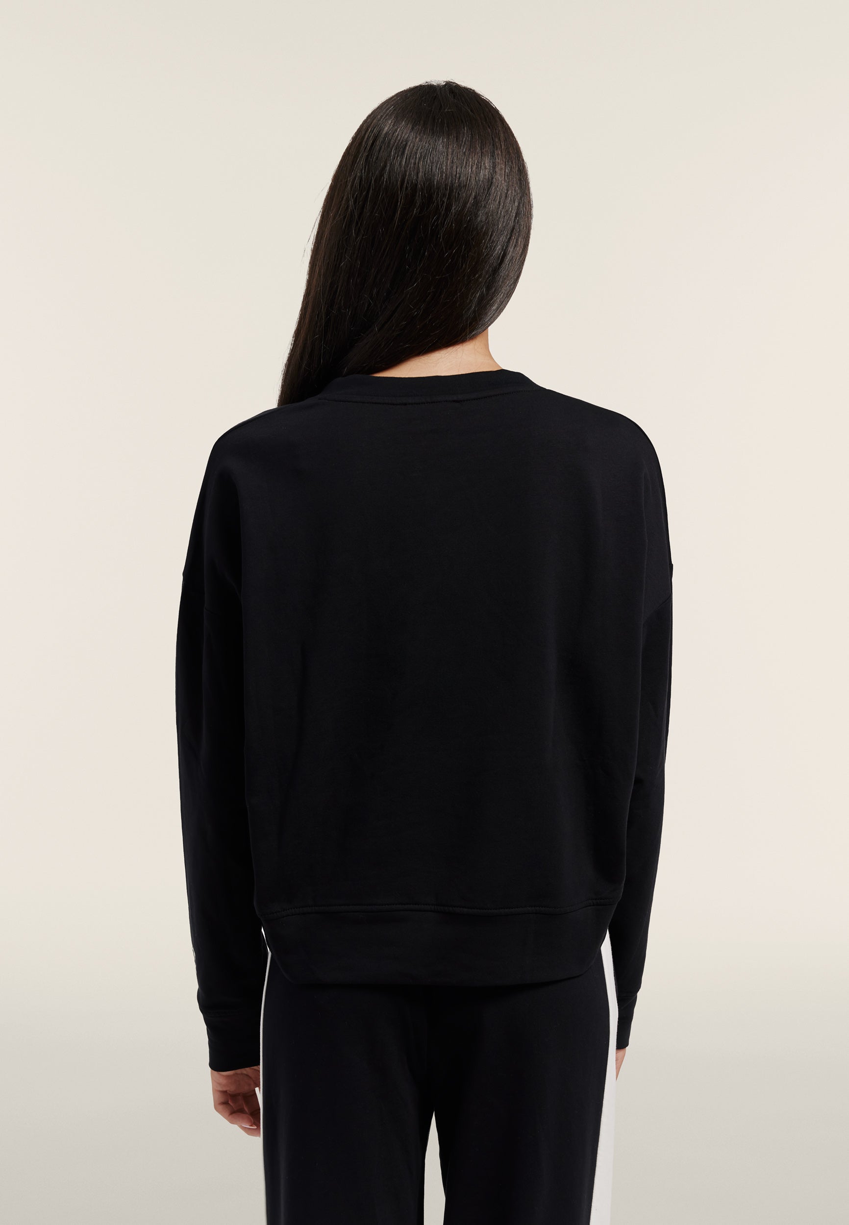 freddy-wr-up-sweat-cropped-col-v-maxi-logo-femme image 3