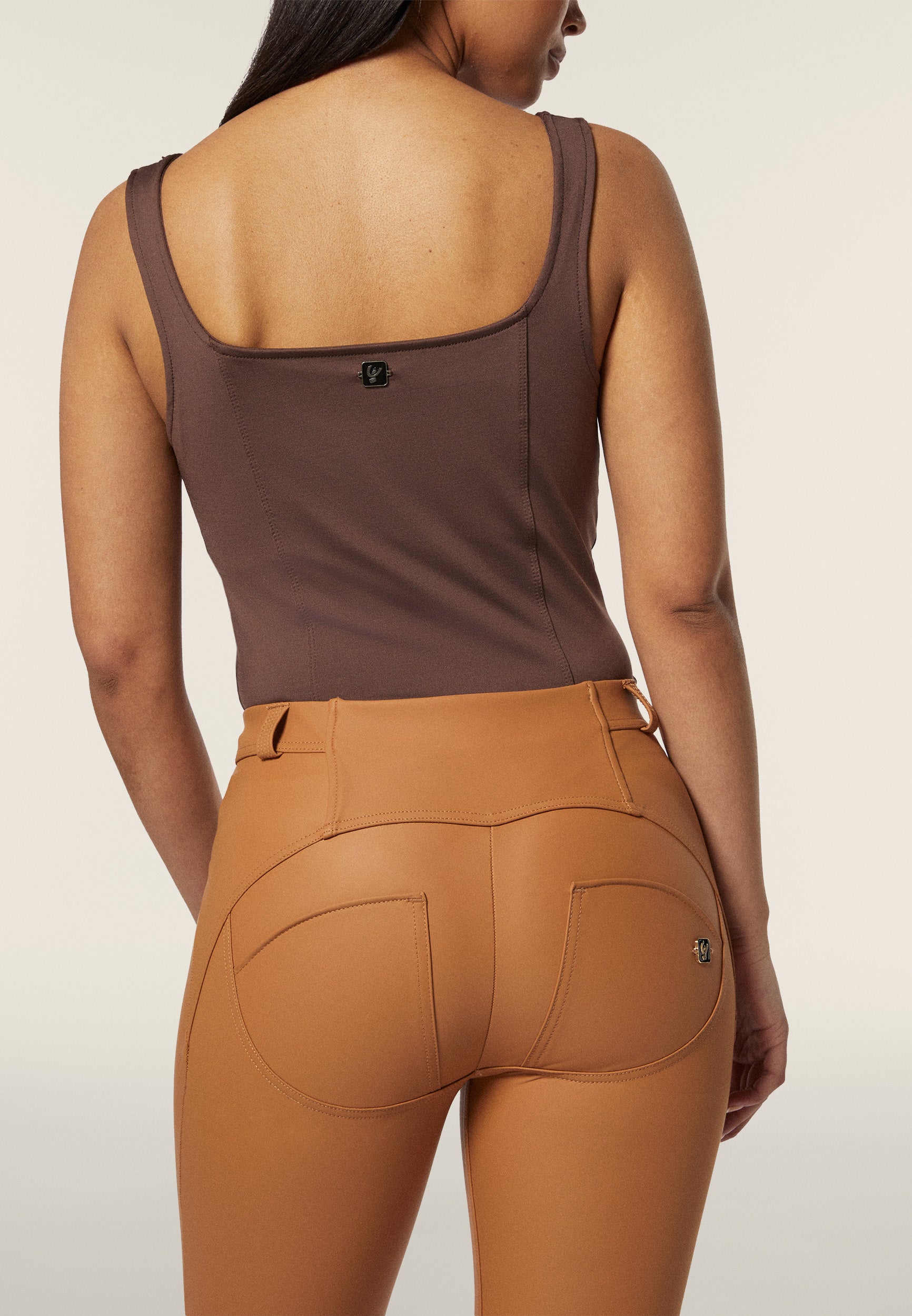 freddy-wr-up-pantalon-push-up-vita-regular-bootcut-similpelle image 6