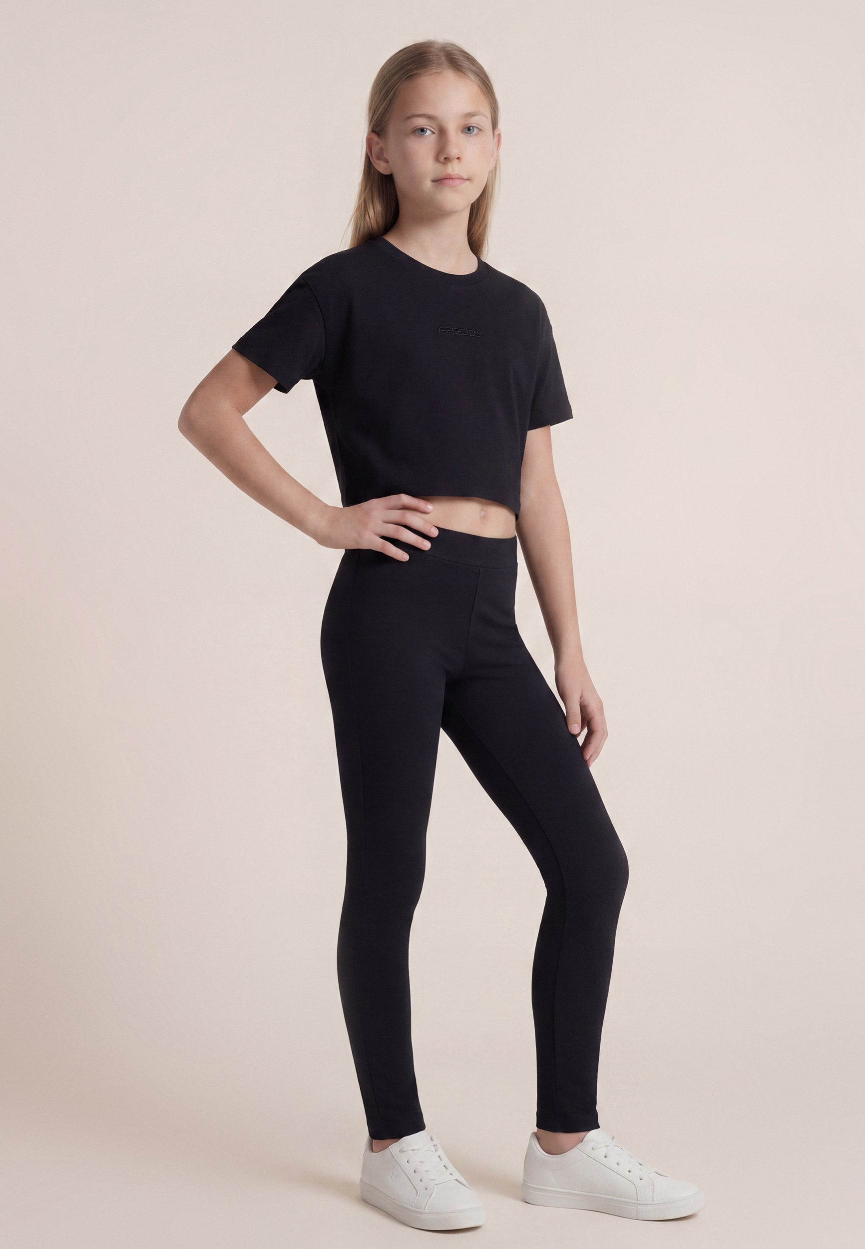 t-shirt-cropped-fille-freddy-logo-brod-manches-courtes image 2