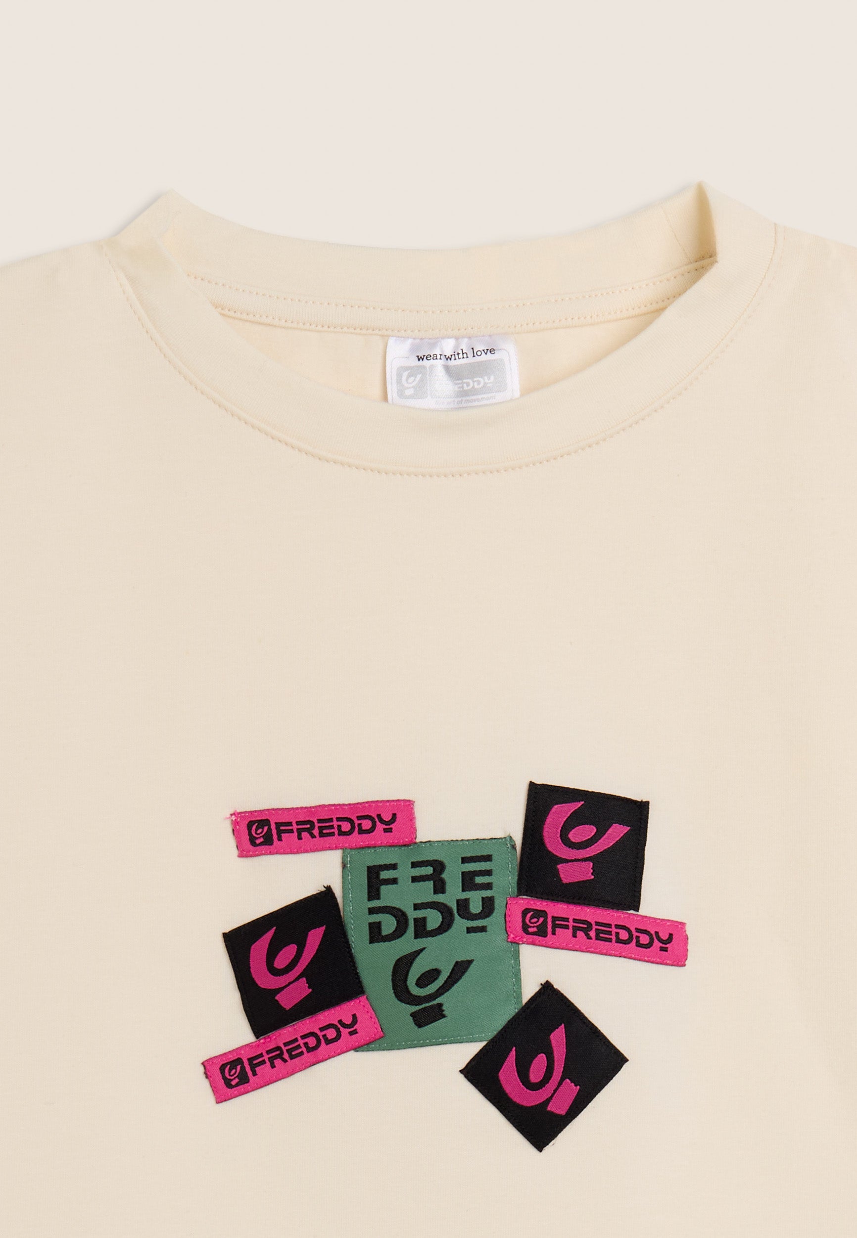 freddy-t-shirt-junior-cropped-loghi-multipli image 6