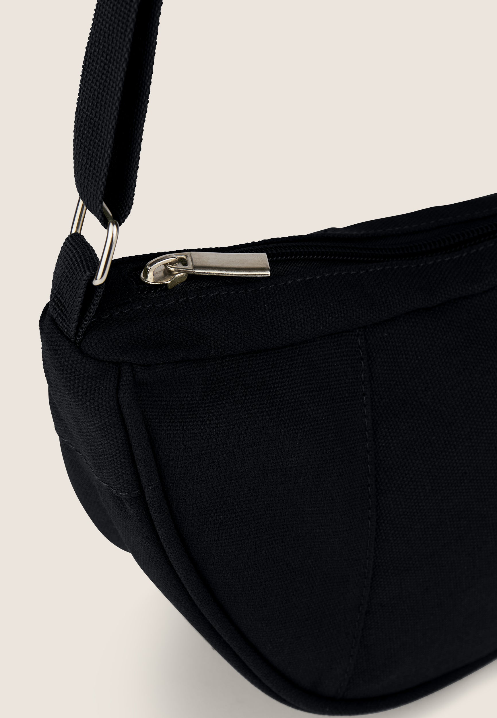 freddy-sac-paule-demi-lune-canvas-30x10x20-cm-bandouli-re-r-glable image 2