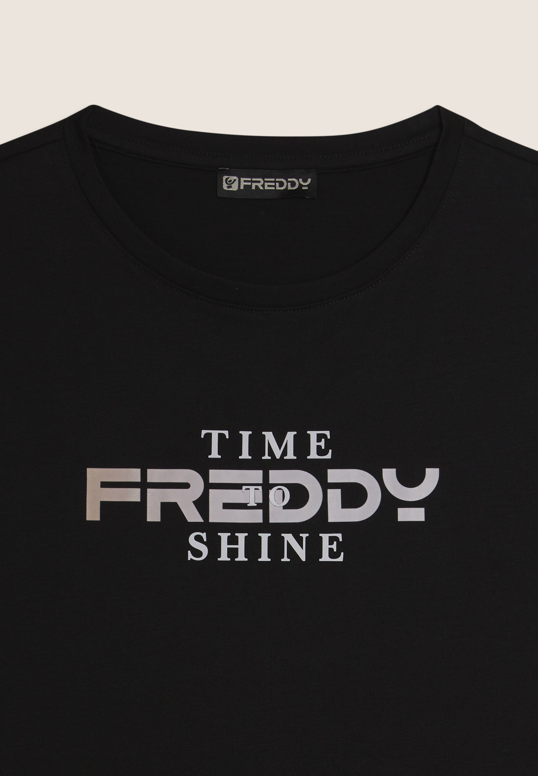 freddy-t-shirt-time-shine-comfort-fit-logo-holographique image 8
