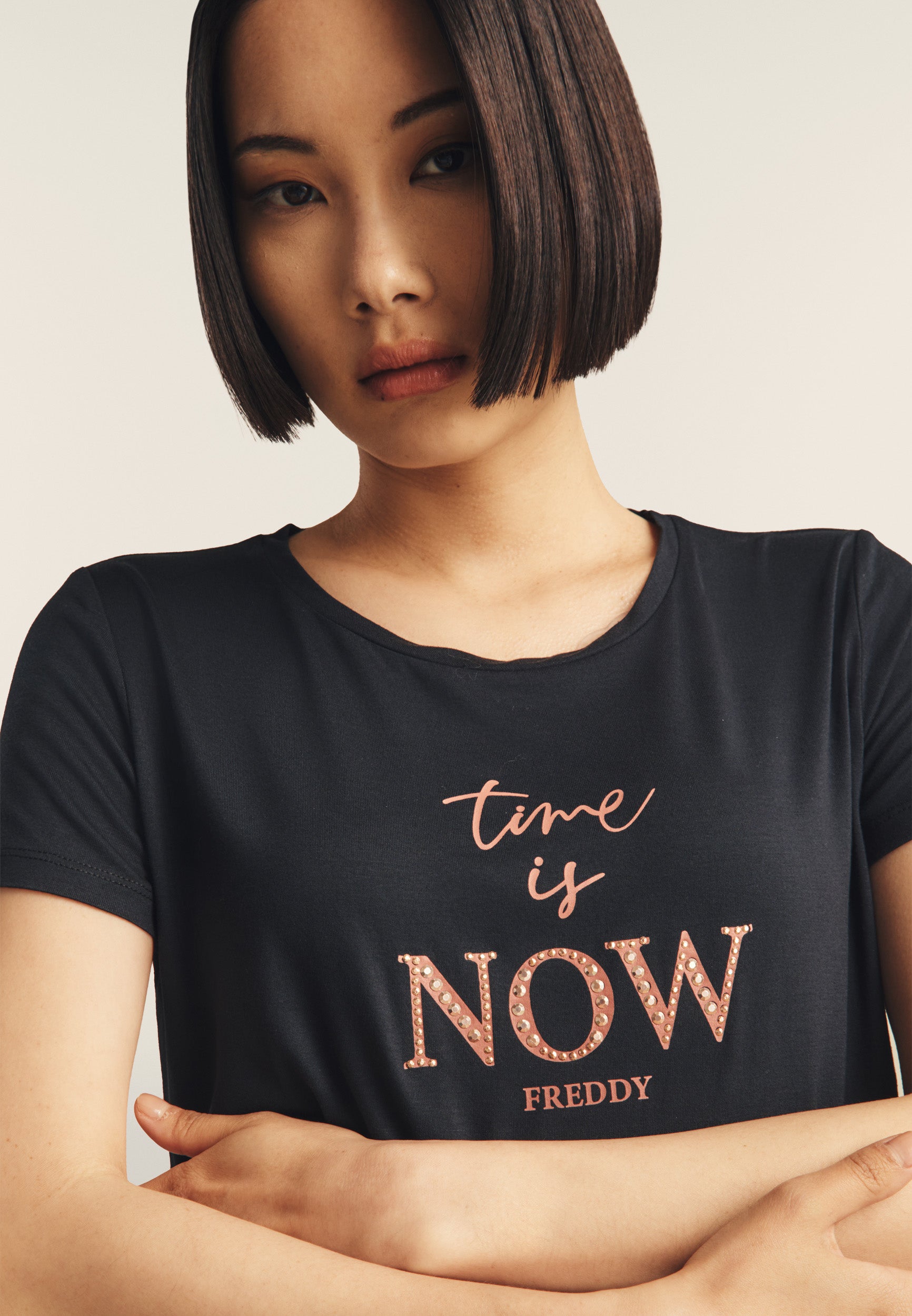 freddy-t-shirt-viscose-stretch-col-rond-avec-clous-cuivre image 3