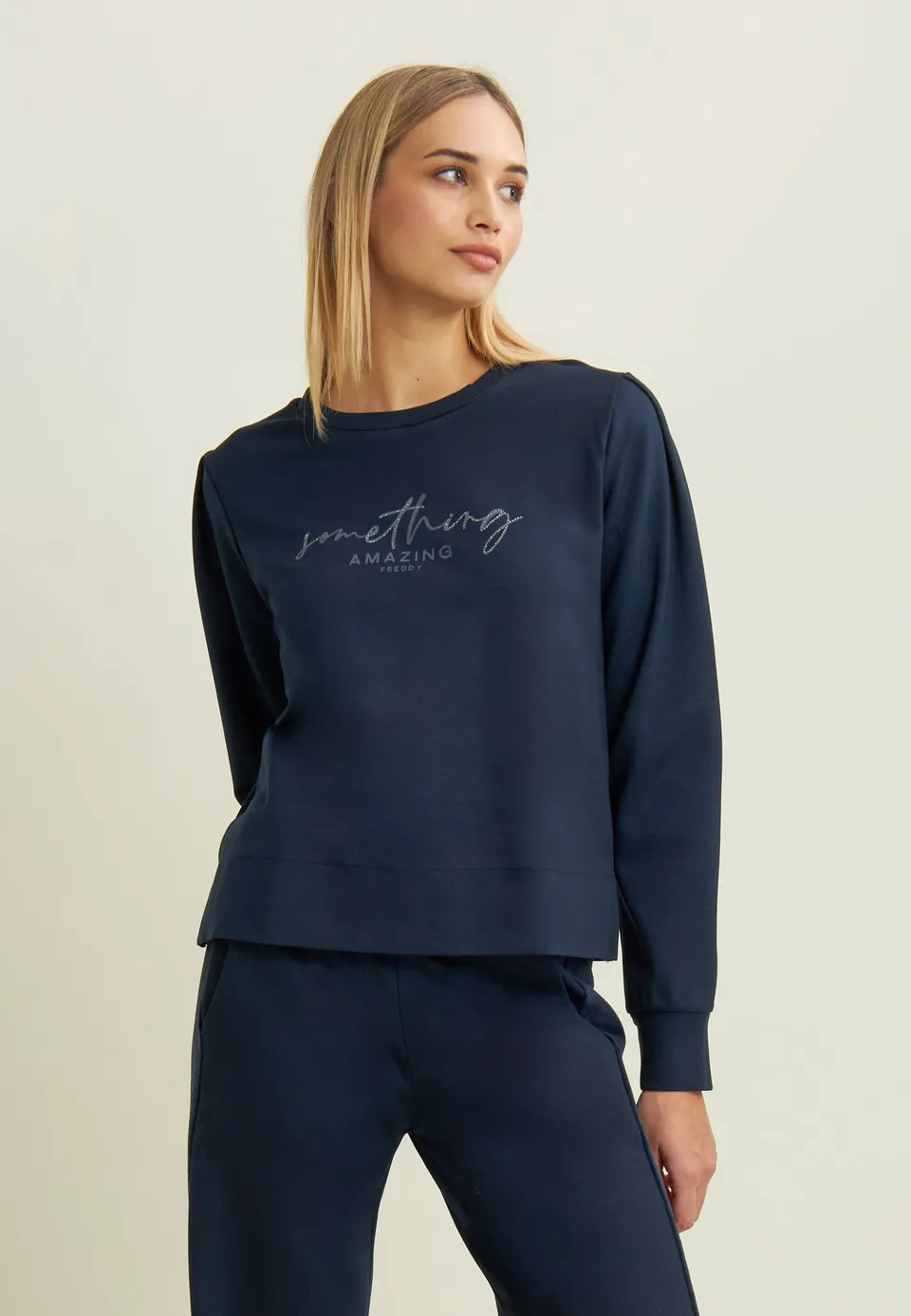 freddy-sweat-col-rond-viscose-strass-something-amazing image 1