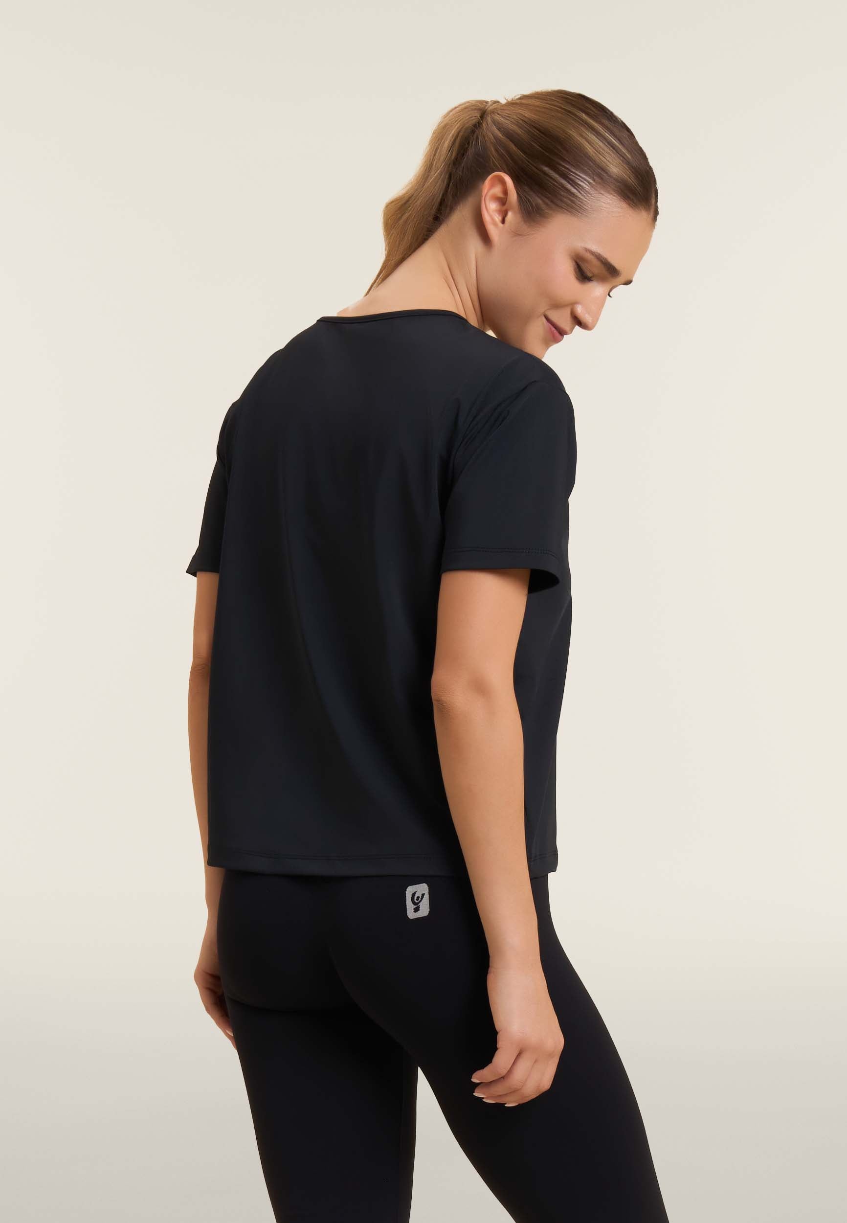 freddy-t-shirt-cropped-manches-amples-mood-up image 3