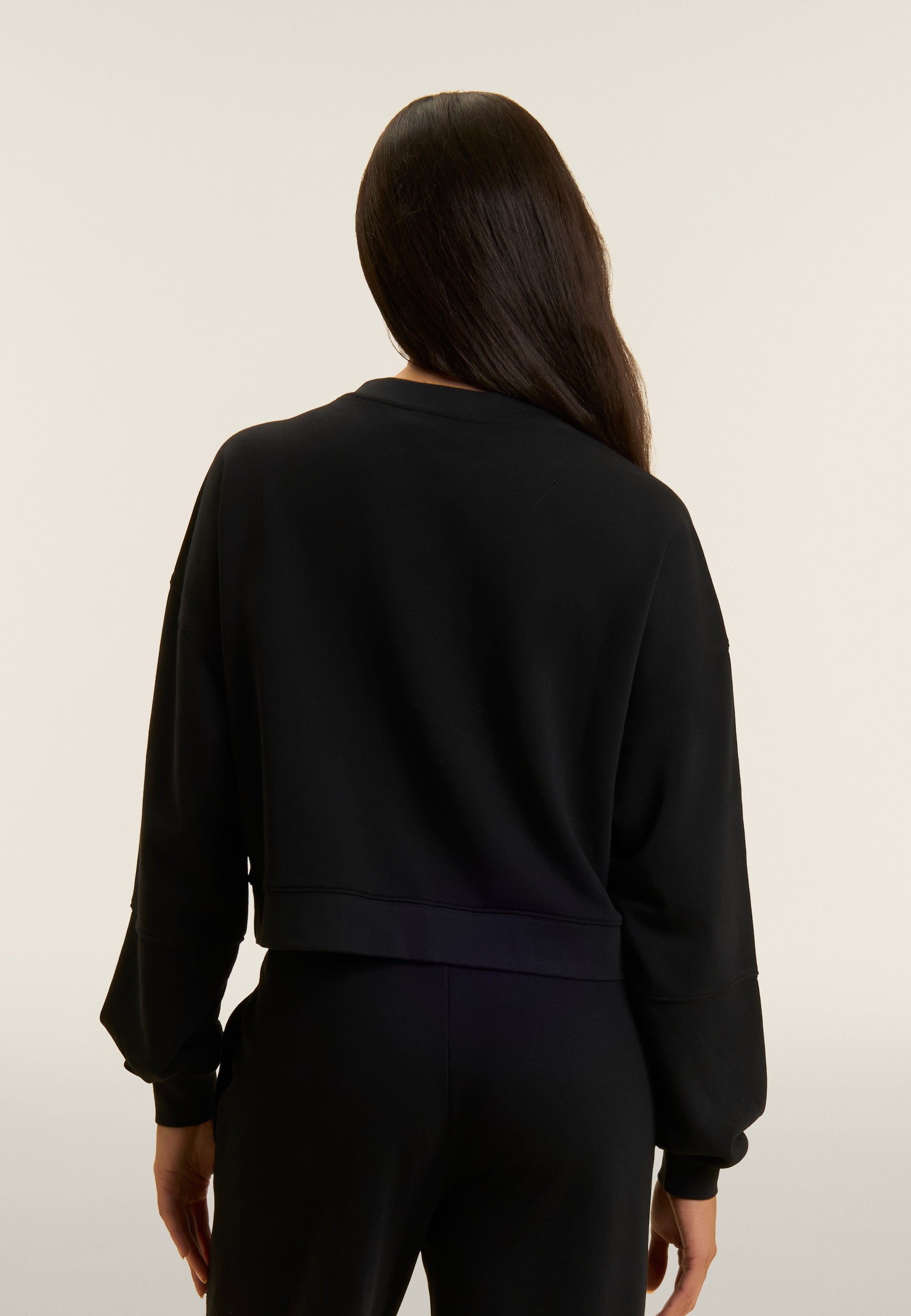 freddy-felpa-cropped-oversize-flow-clous image 3