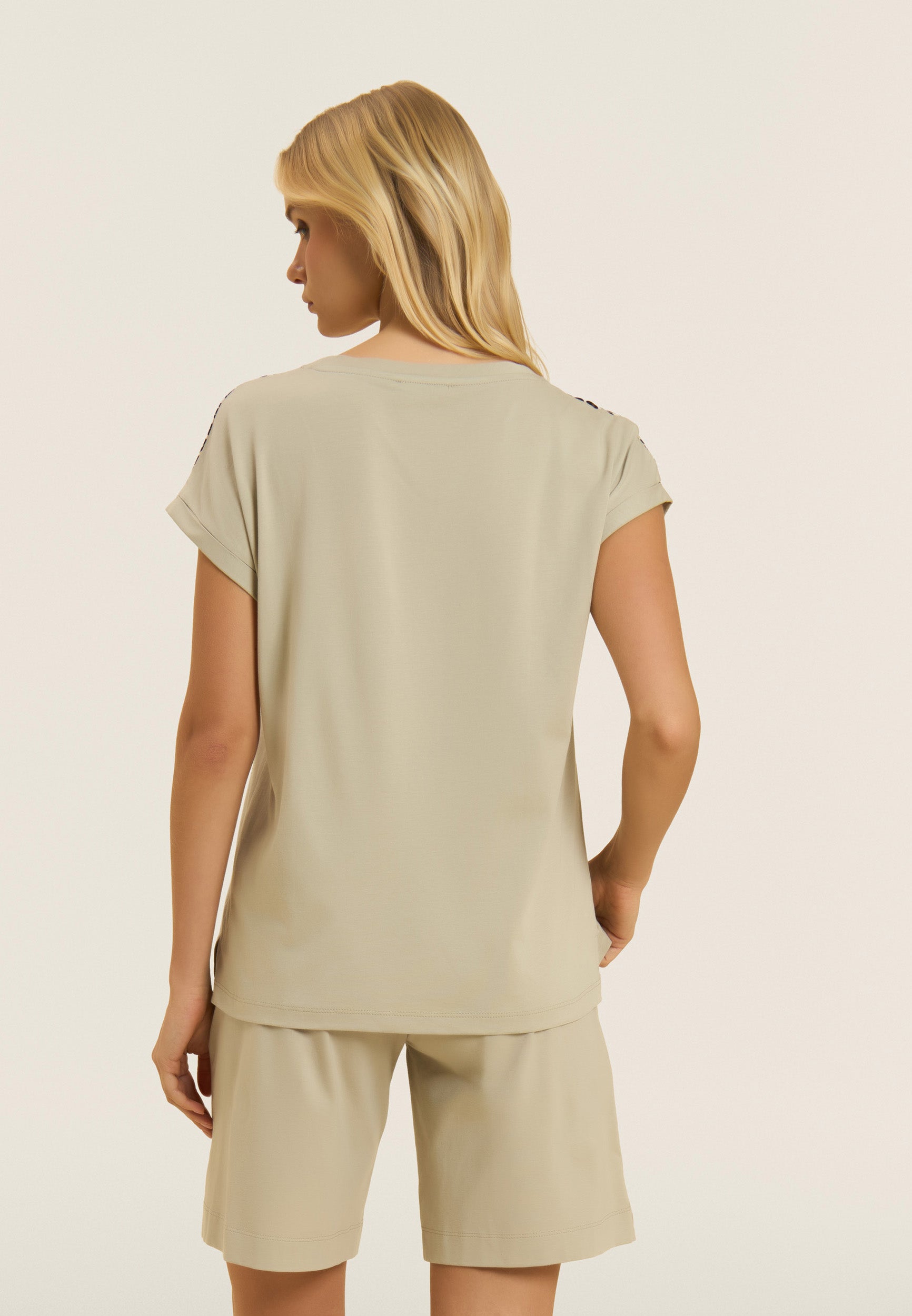 freddy-t-shirt-femme-animalier-paules-coton-modal-borchie image 3