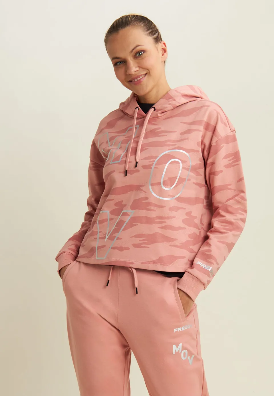 freddy-sweat-court-cropped-camouflage-mov-capuche image 1