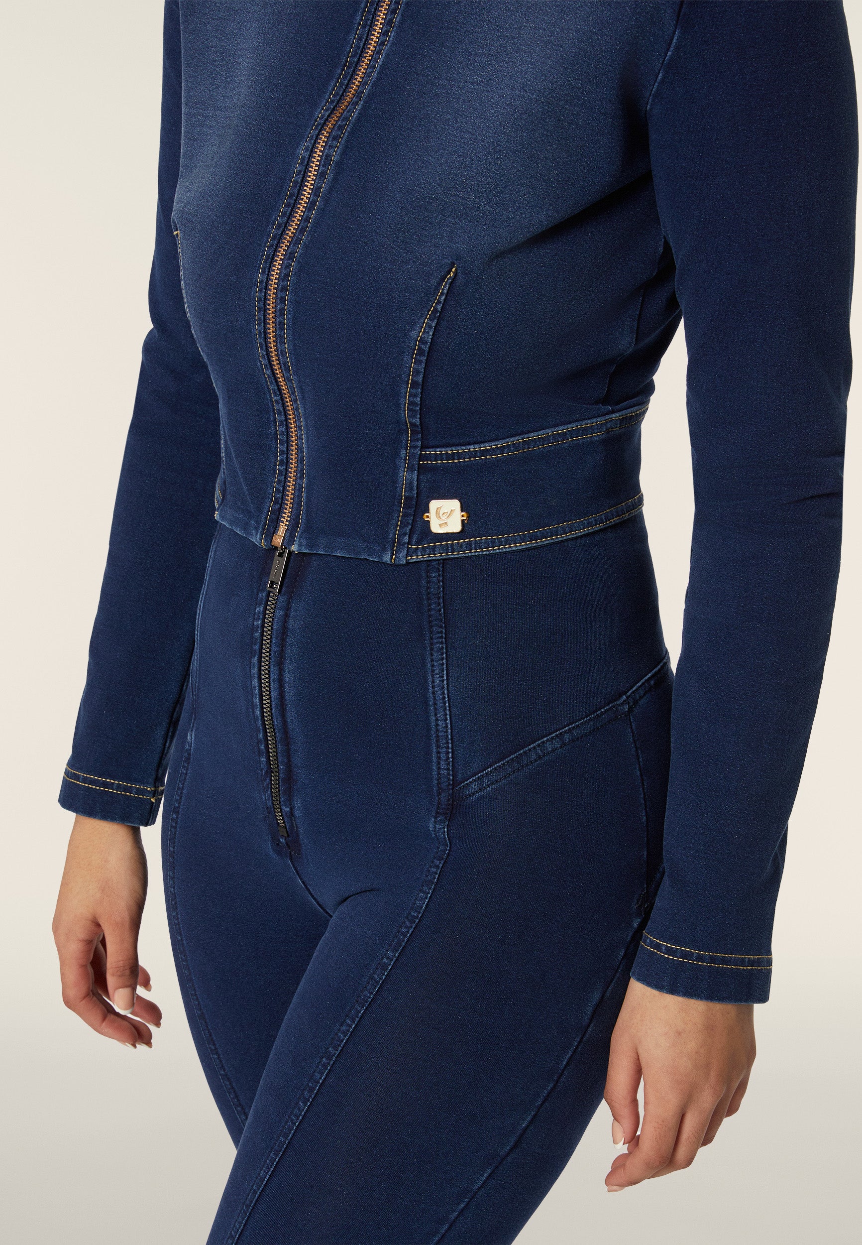 freddy-veste-courte-femme-zip-jersey-effet-denim image 4