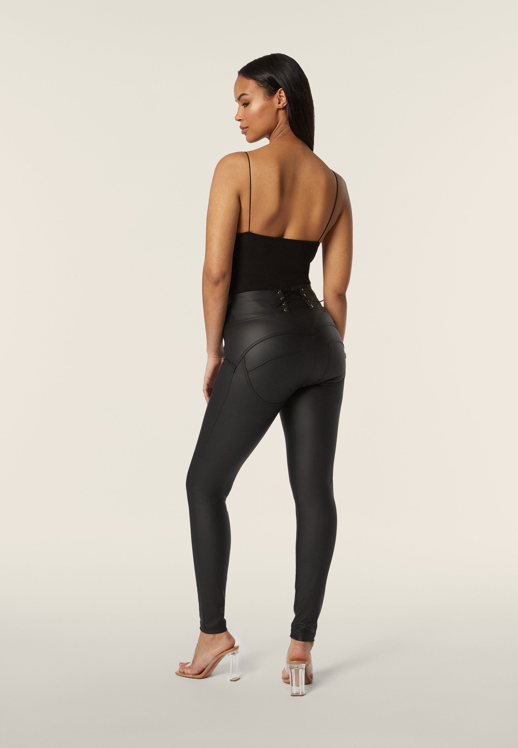 freddy-wr-up-pantalon-push-up-similcuir-taille-haute-bustier-femme image 5