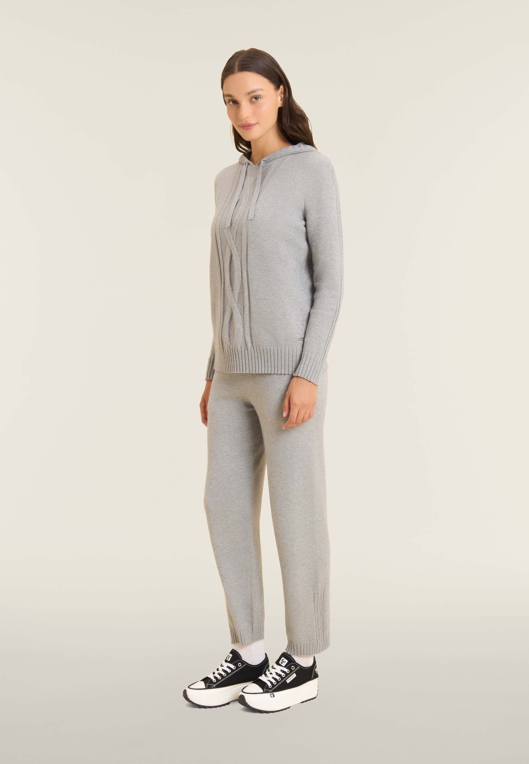 freddy-maille-femme-tricot-capuche-tresse-frontale image 2