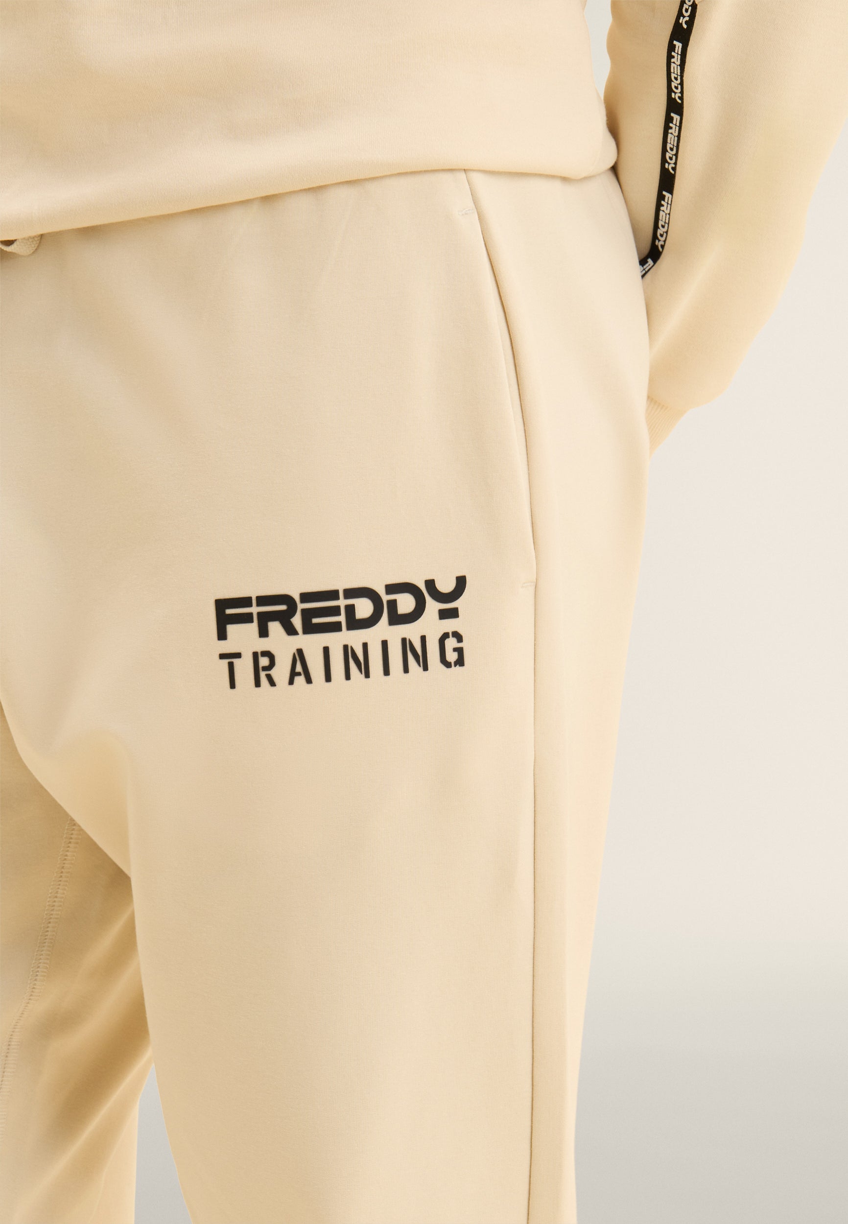 freddy-training-pantalon-slim-cropped-femme-c-tel image 4