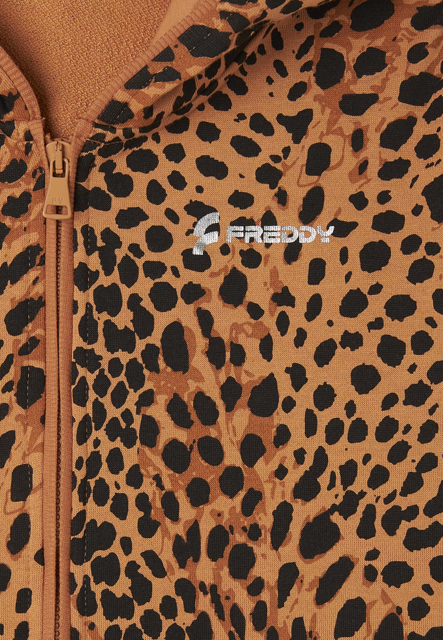 freddy-sweat-cropped-zipp-capuche-animalier image 8