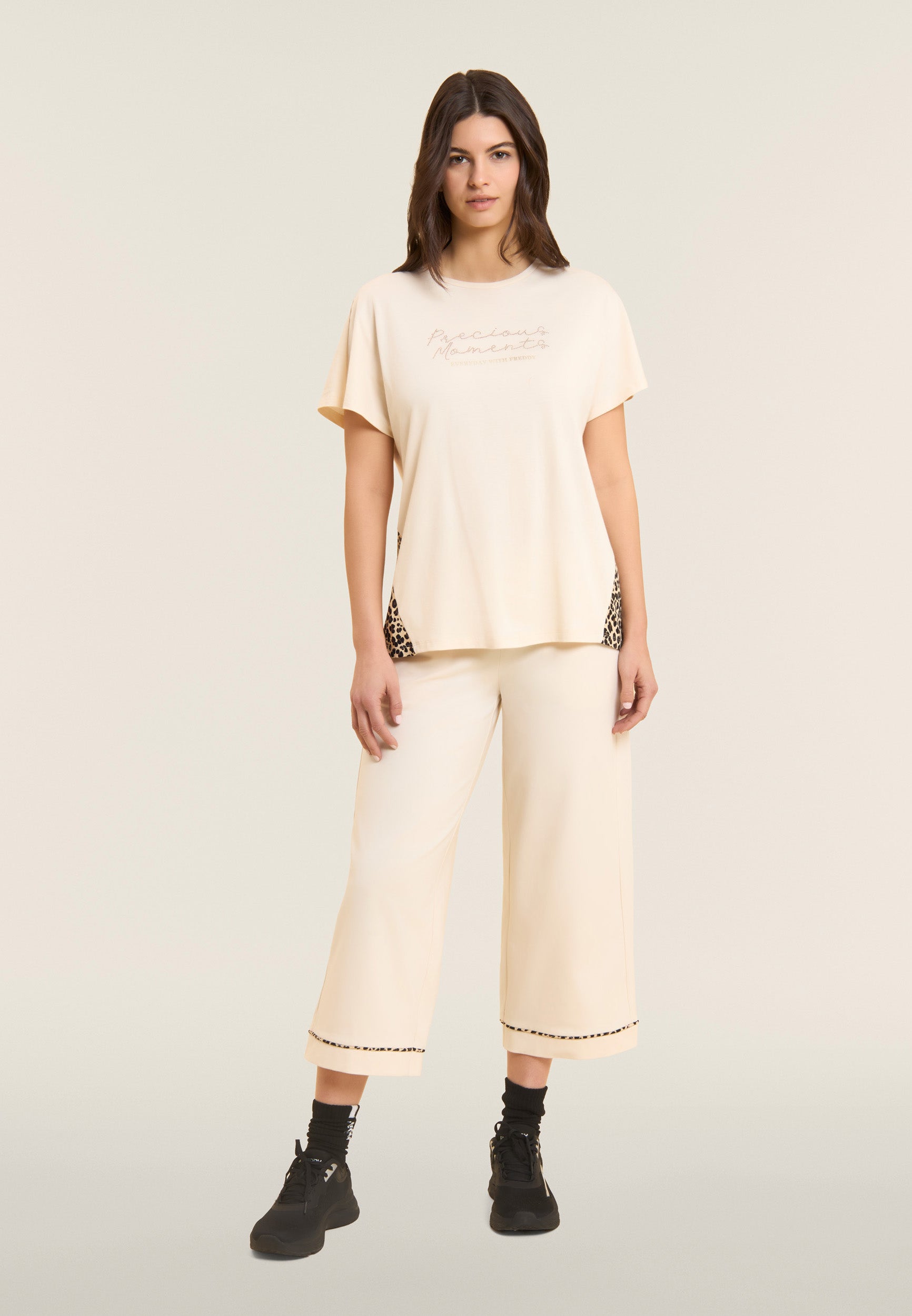 freddy-t-shirt-femme-regular-animalier-clous-or image 2