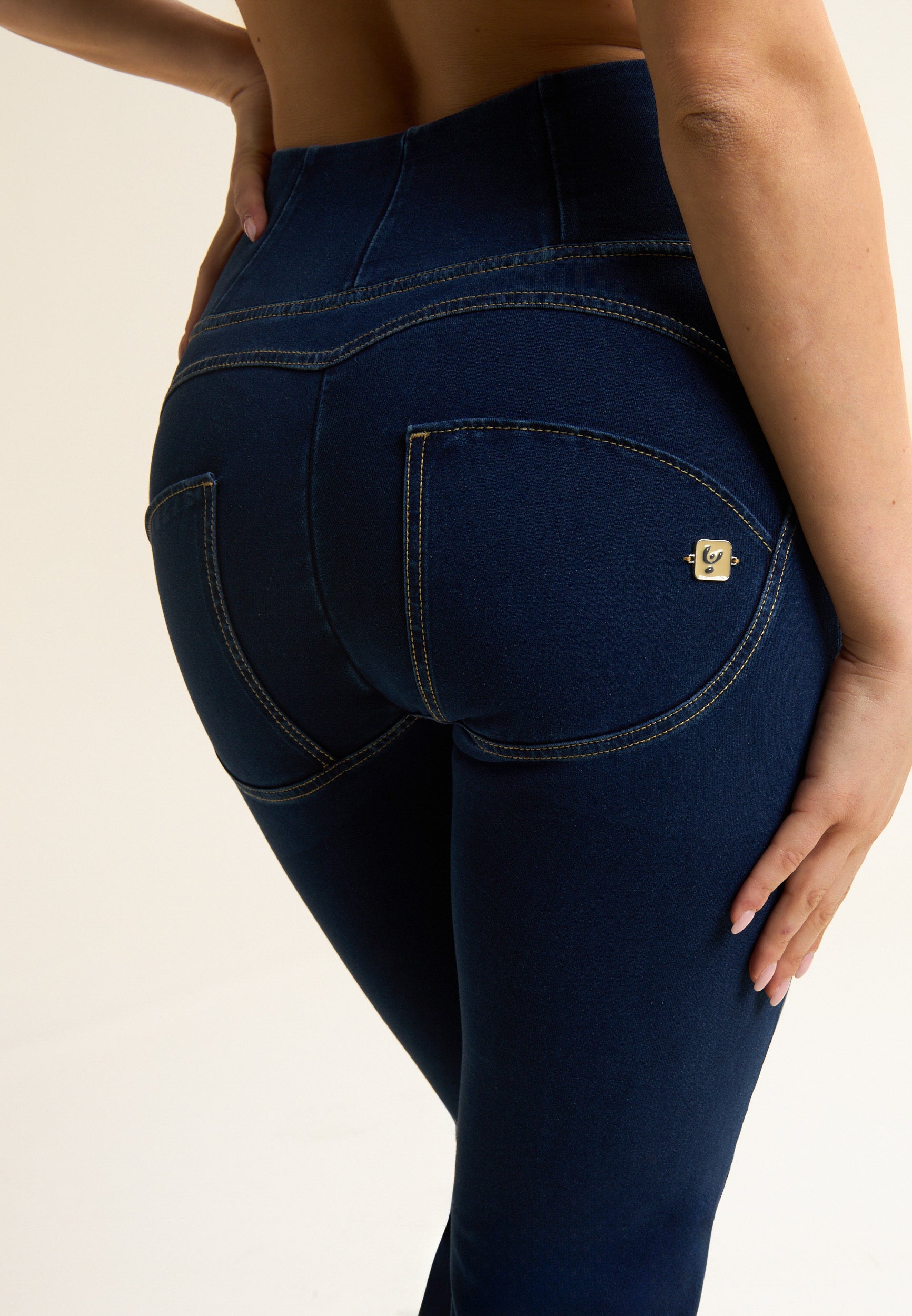 freddy-wr-up-jean-push-up-flare-washed-durable-taille-haute image 7
