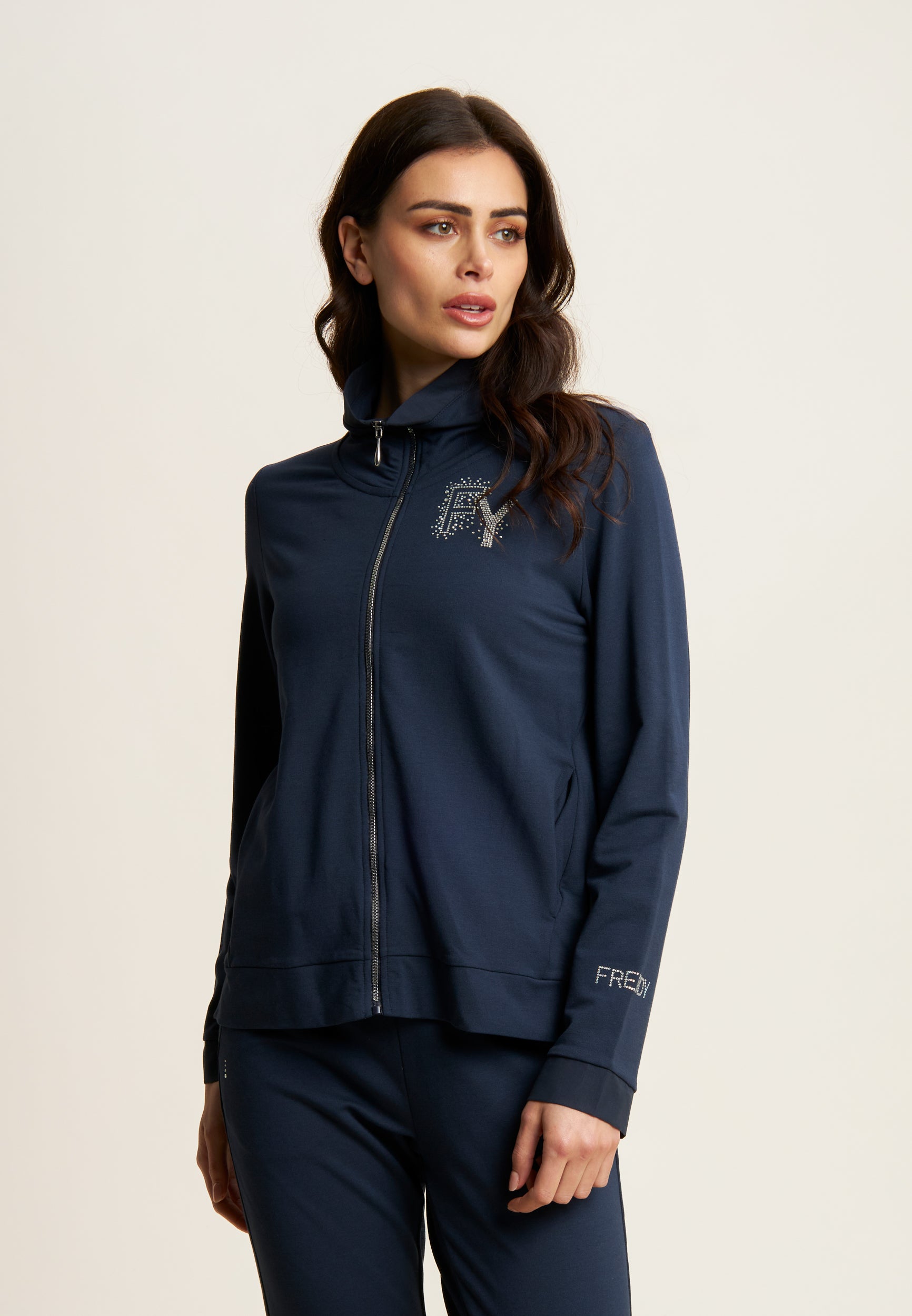 freddy-sweat-zipp-col-haut-d-tail-effet-soie-strass image 8