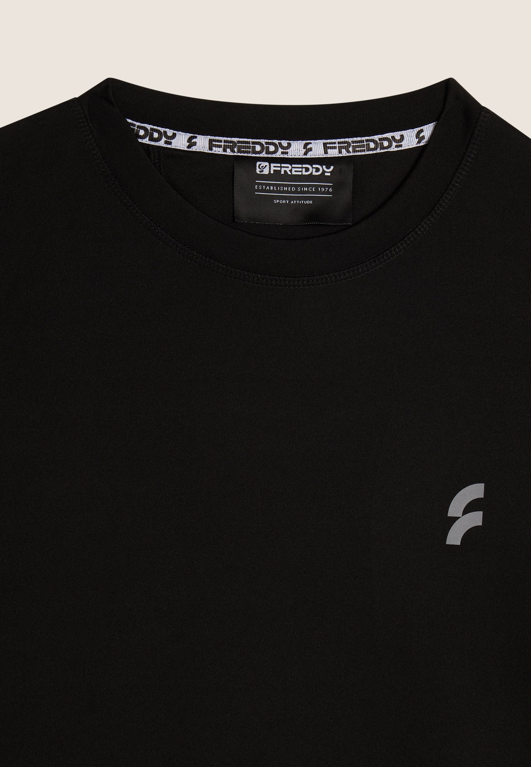 freddy-t-shirt-homme-technique-inserts-mesh-respirants image 3