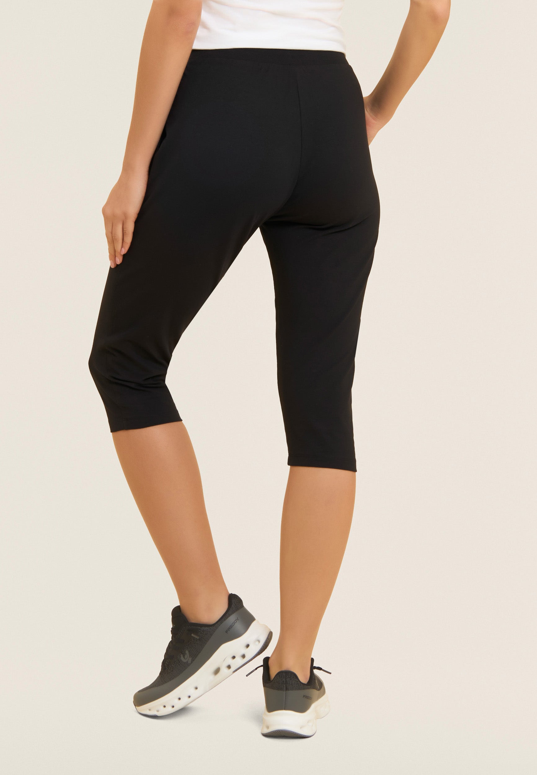 freddy-pantalon-corsaire-femme-jersey-coton-stretch-logo-perles image 3
