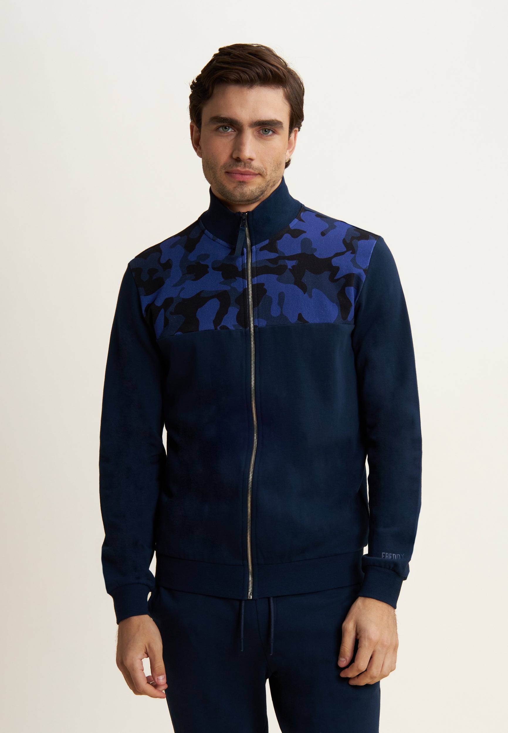 freddy-sweat-col-montant-zipp-camouflage image 1