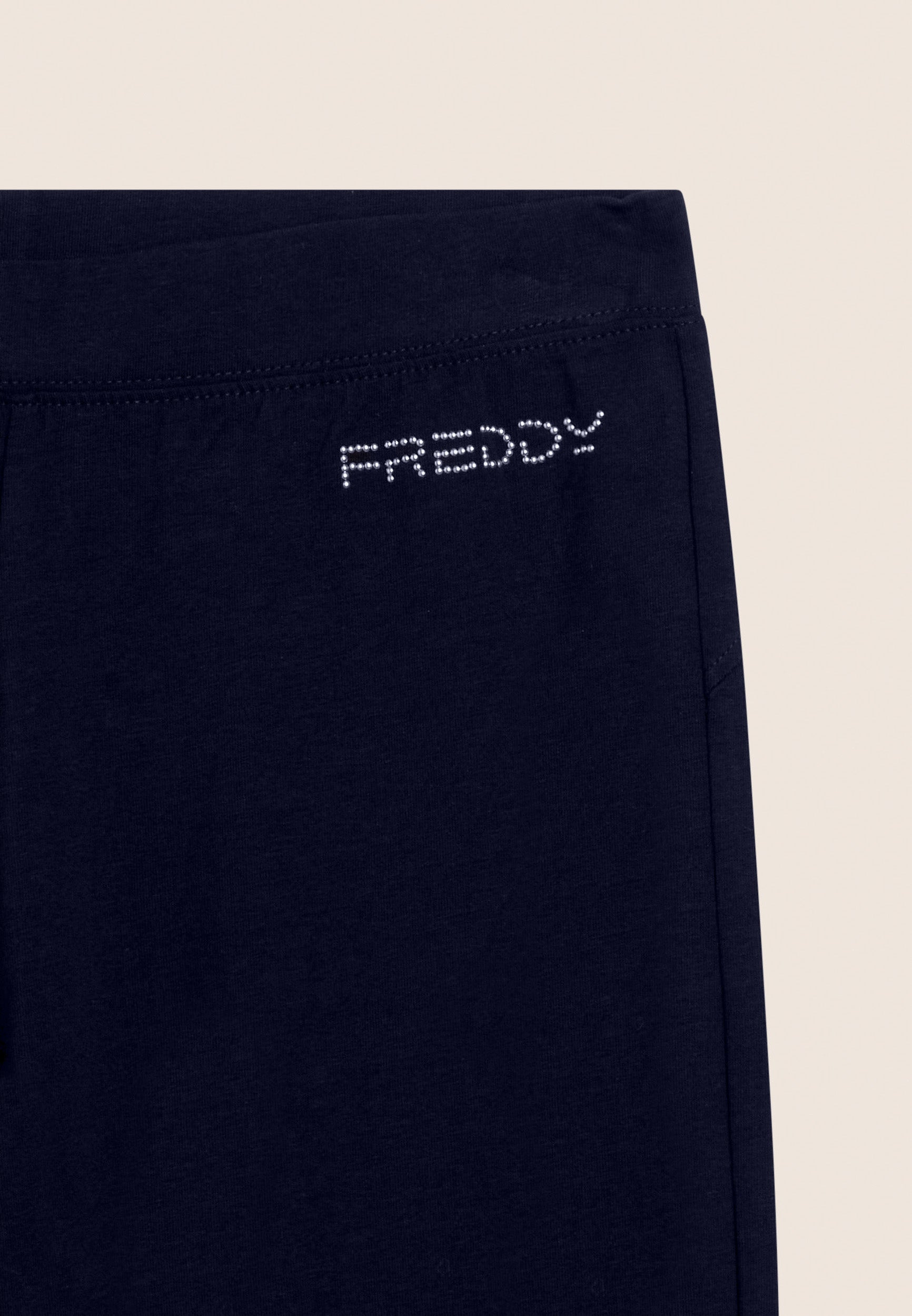 freddy-pantalon-sport-jambe-droite-coutures-c-ur image 7