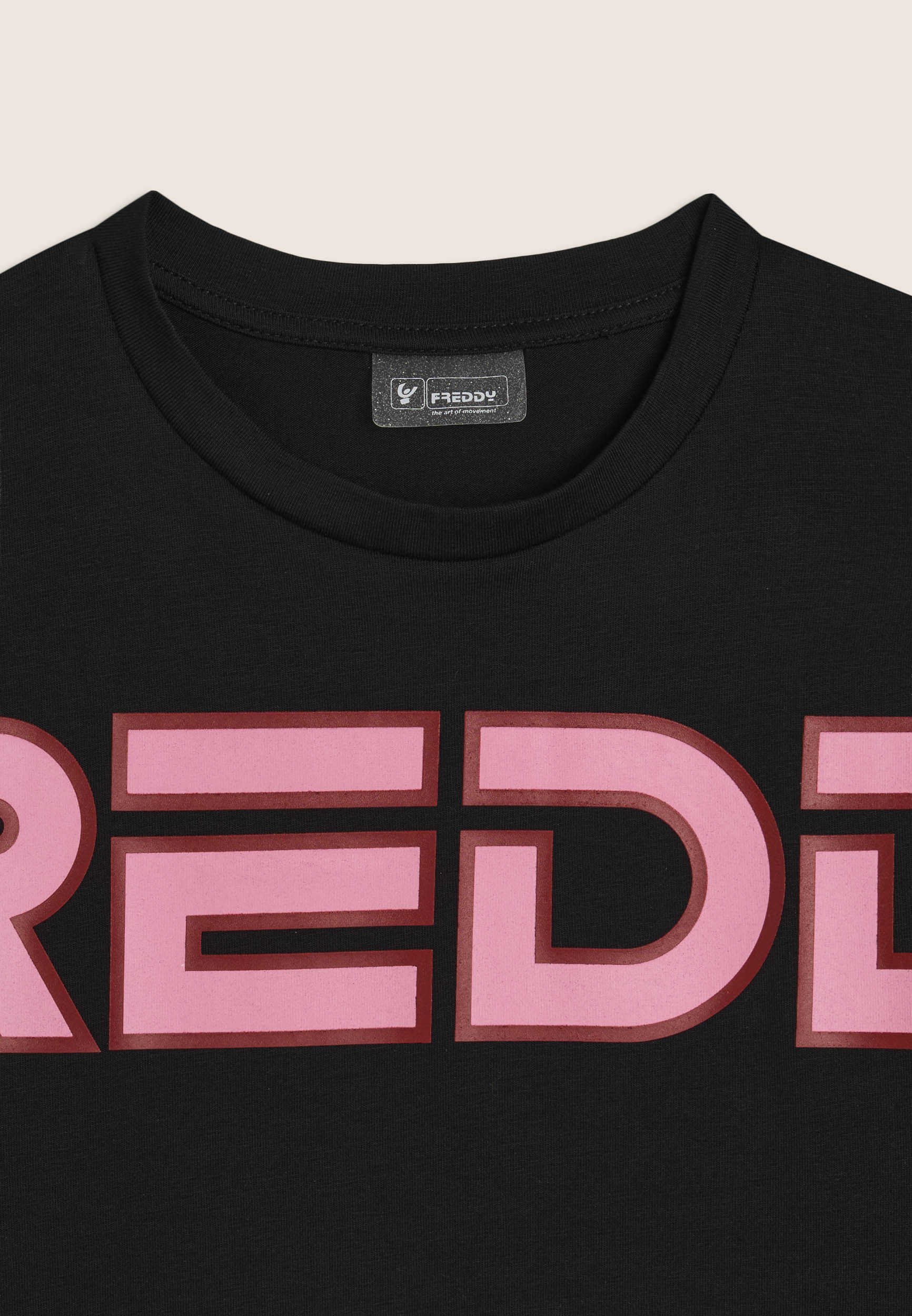 freddy-cropped-color-block-t-shirt-junior-maxi-logo image 3