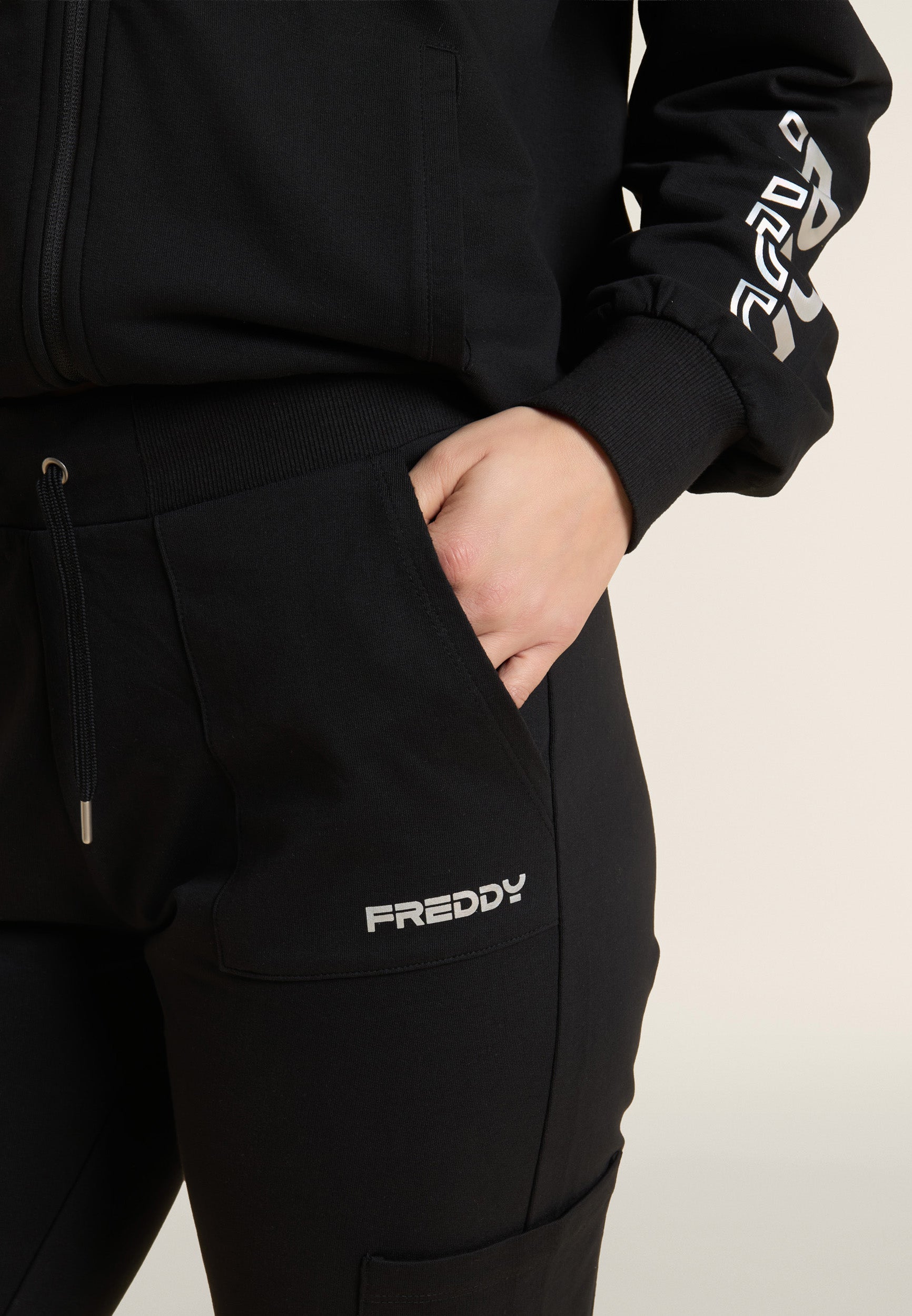 freddy-pantalon-regular-heavy-jersey-coton-poches-plaqu-es-jambe-droite image 4