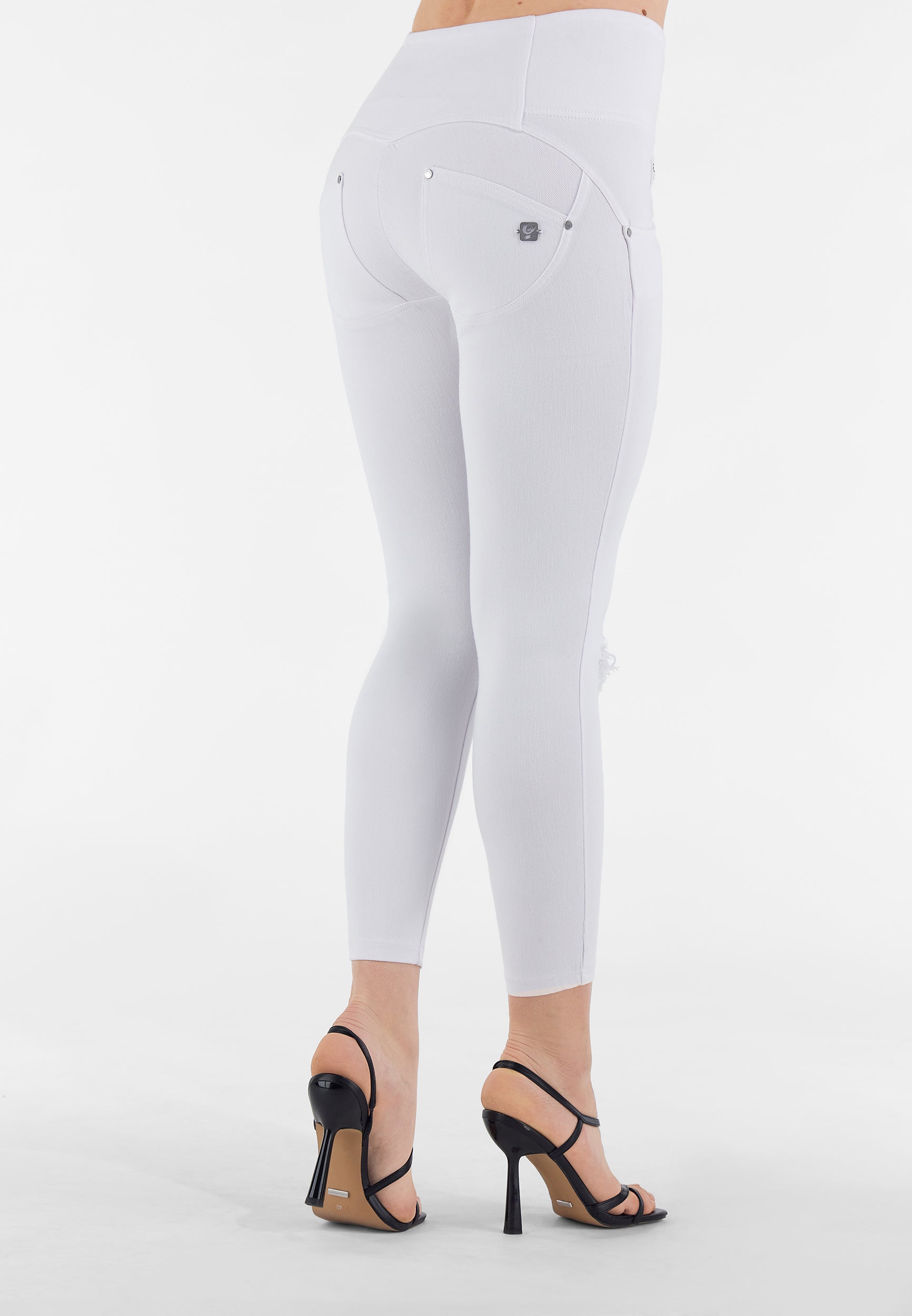 freddy-wr-up-pantalon-femme-push-up-7-8-navetta-boutons-d-chir image 7