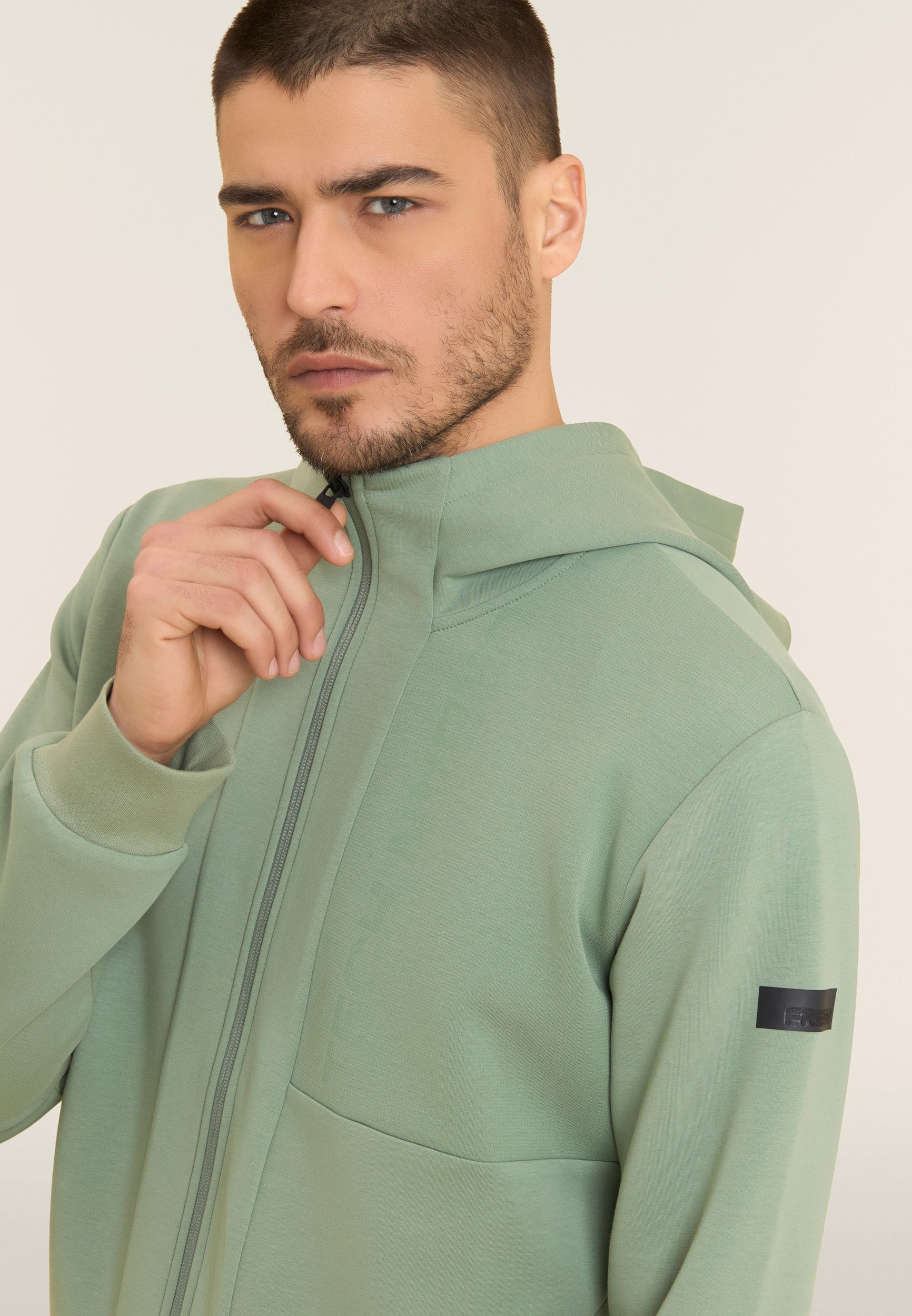 freddy-felpa-oversize-zip-sweat-capuche-zipp-avec-poches image 4