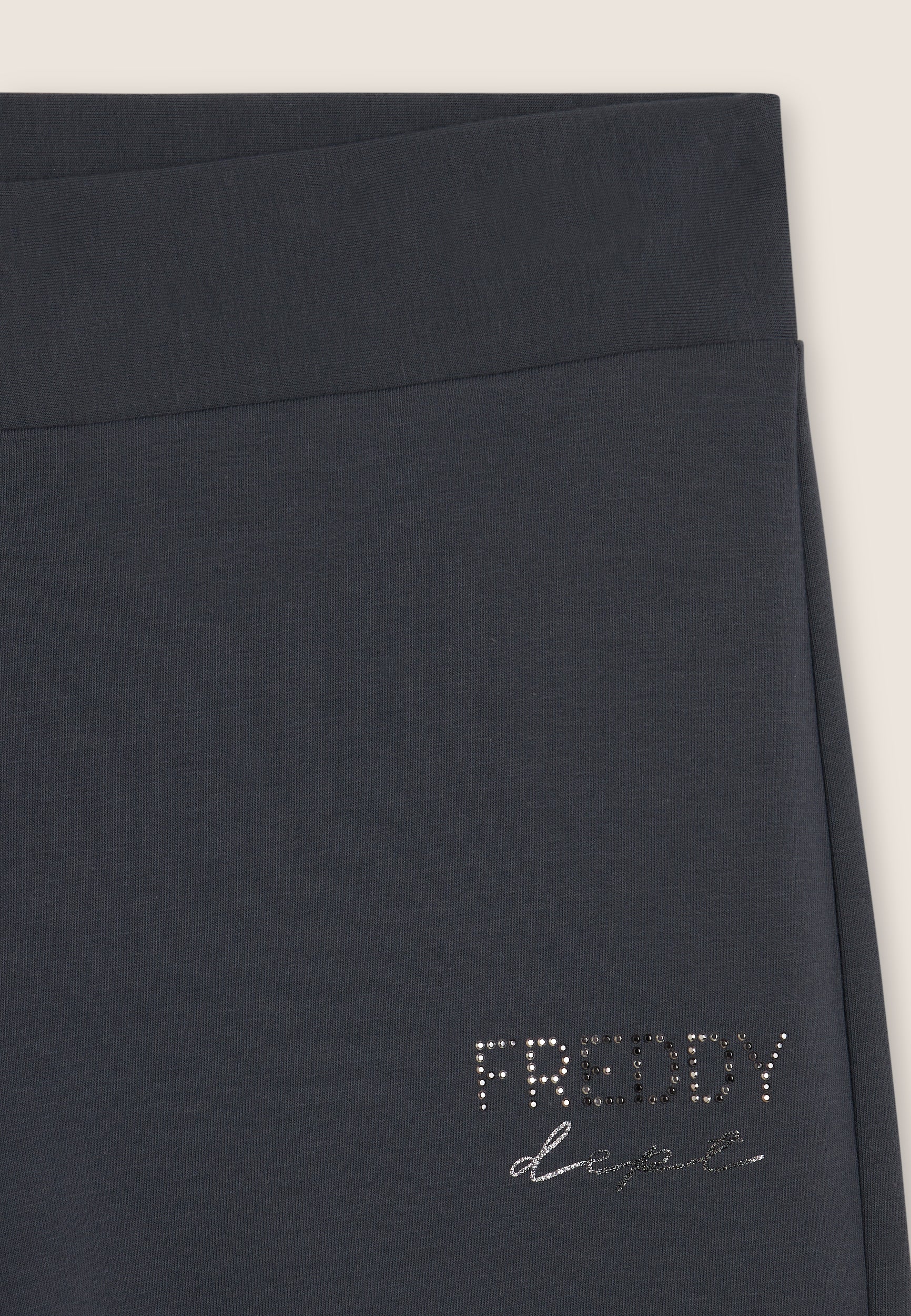 freddy-pantalon-femme-flare-felpa-logo-clous image 3