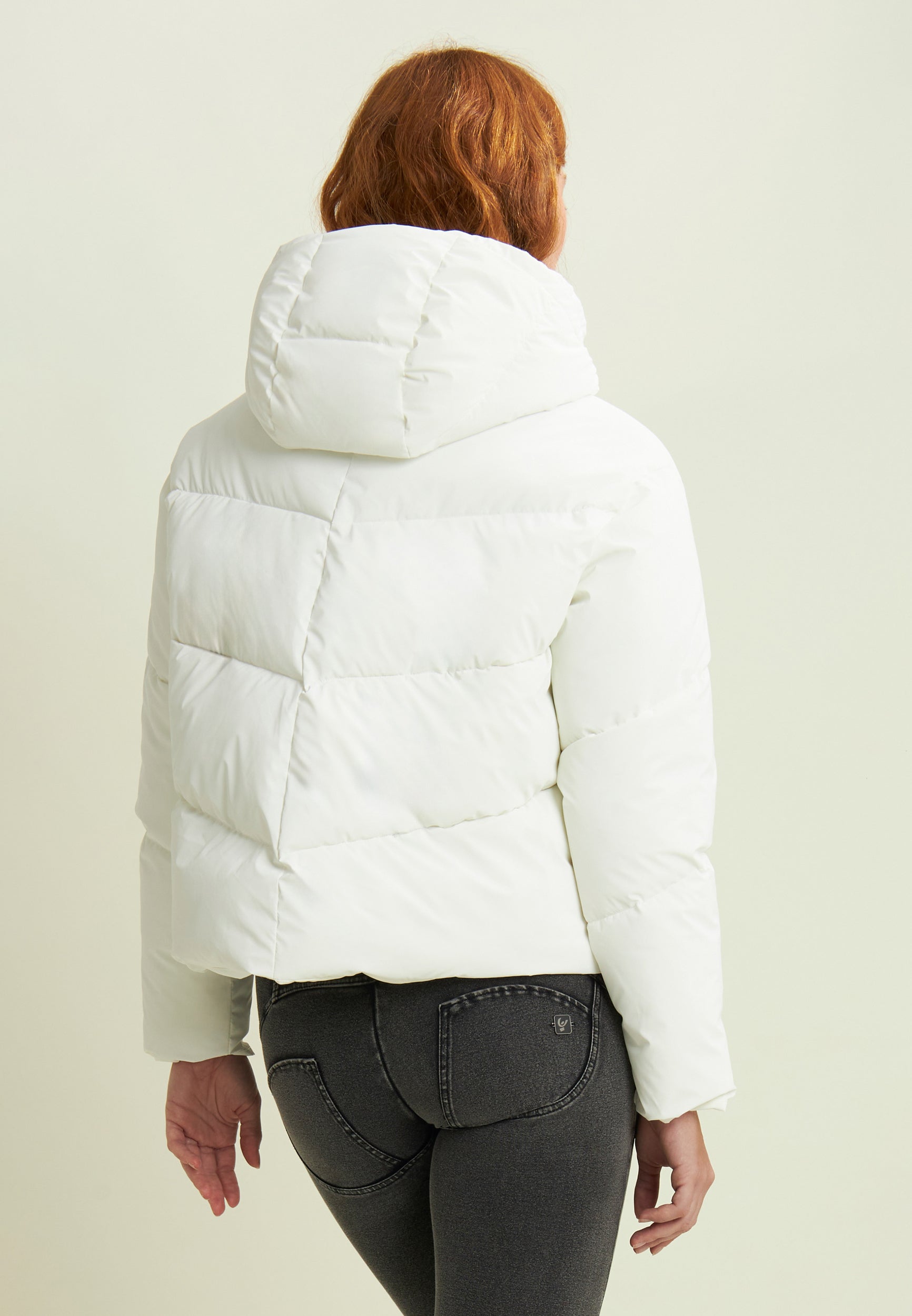 freddy-piumino-cropped-femme-col-haut-capuche-faux-duvet image 3
