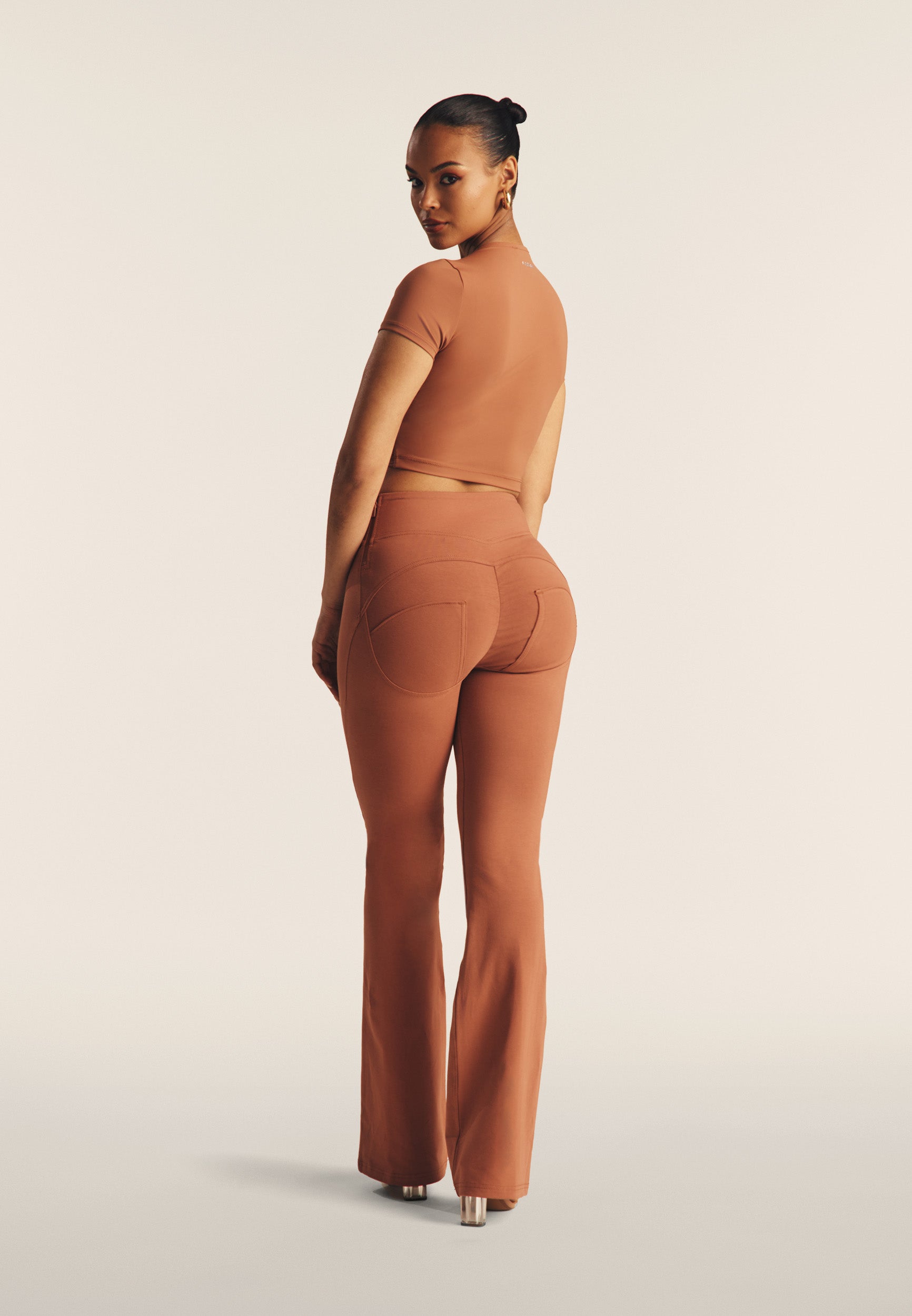 freddy-wr-up-pantalon-flare-taille-haute-coton-surpiq-res image 3