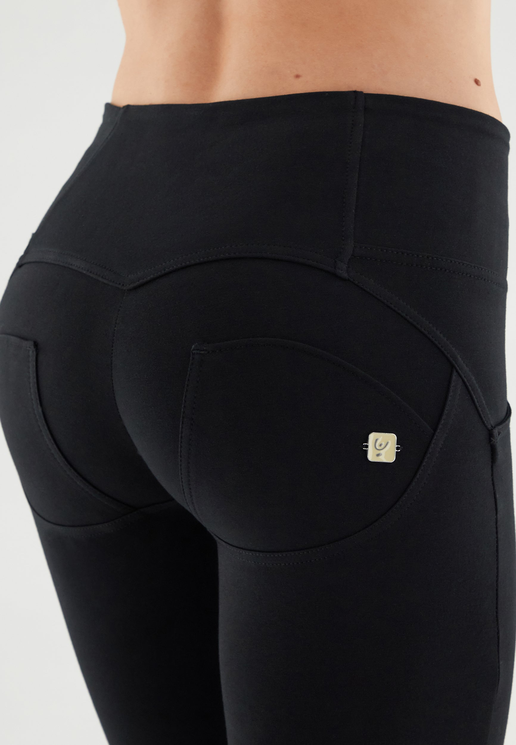 freddy-pantalon-push-up-wr-up-7-8-superskinny-taille-haute-boutons image 4