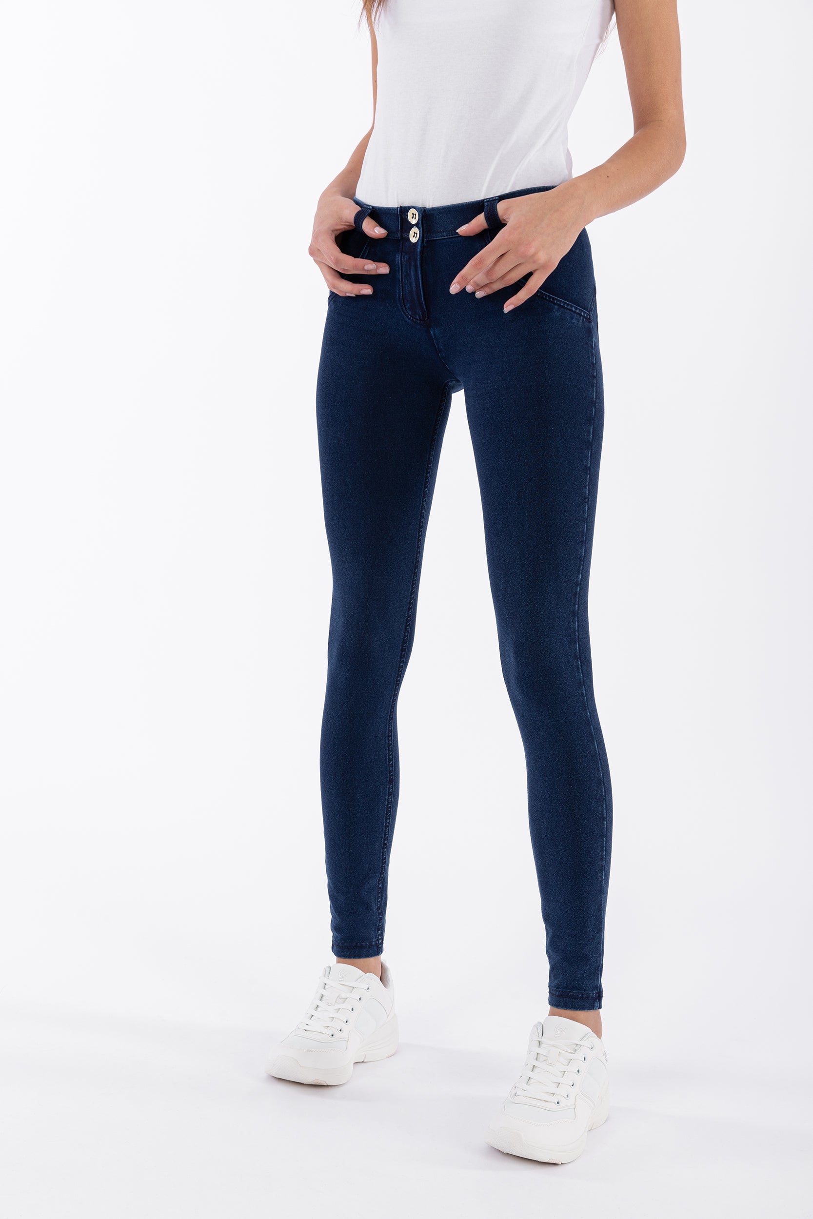 freddy-wr-up-skinny-femme-denim-sombre-push-up-shaping image 8