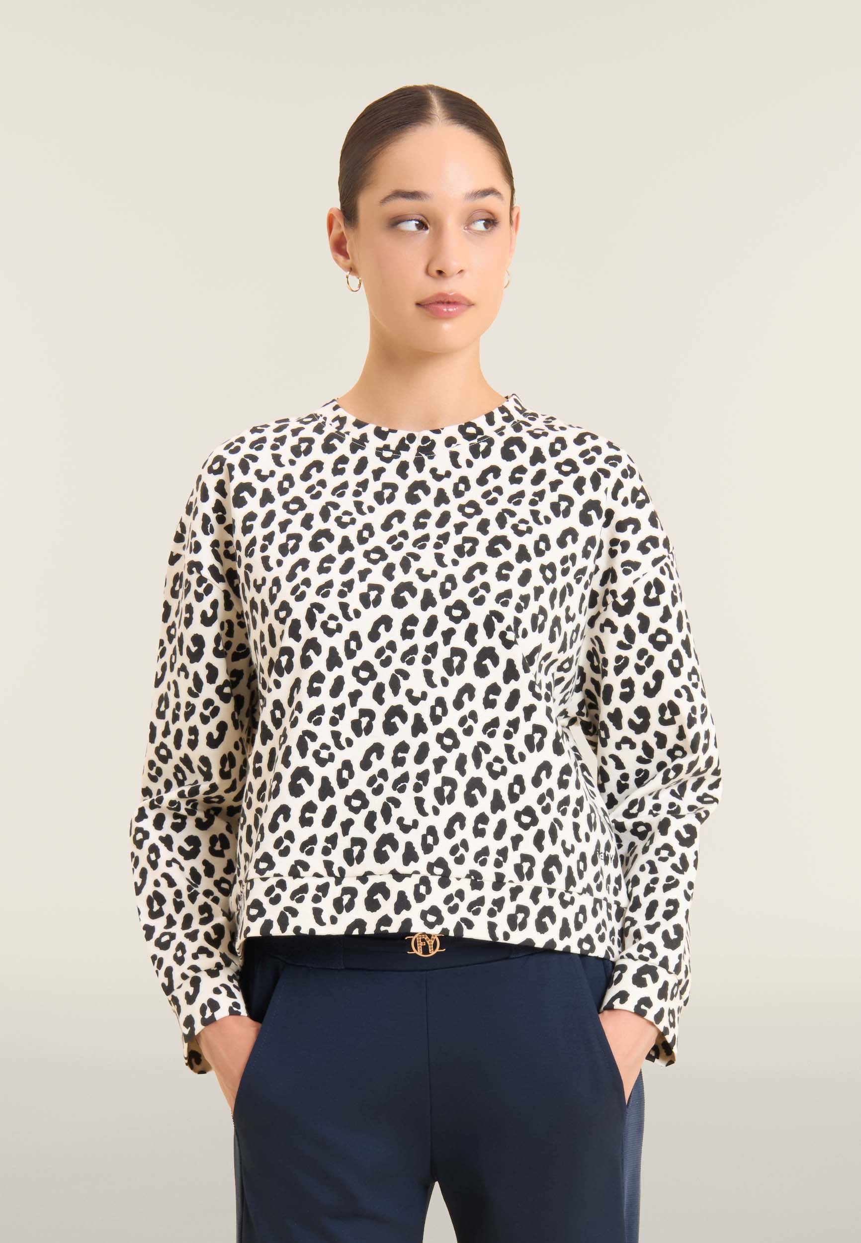 freddy-sweat-femme-l-opard-col-rond-cropped-imprim image 1