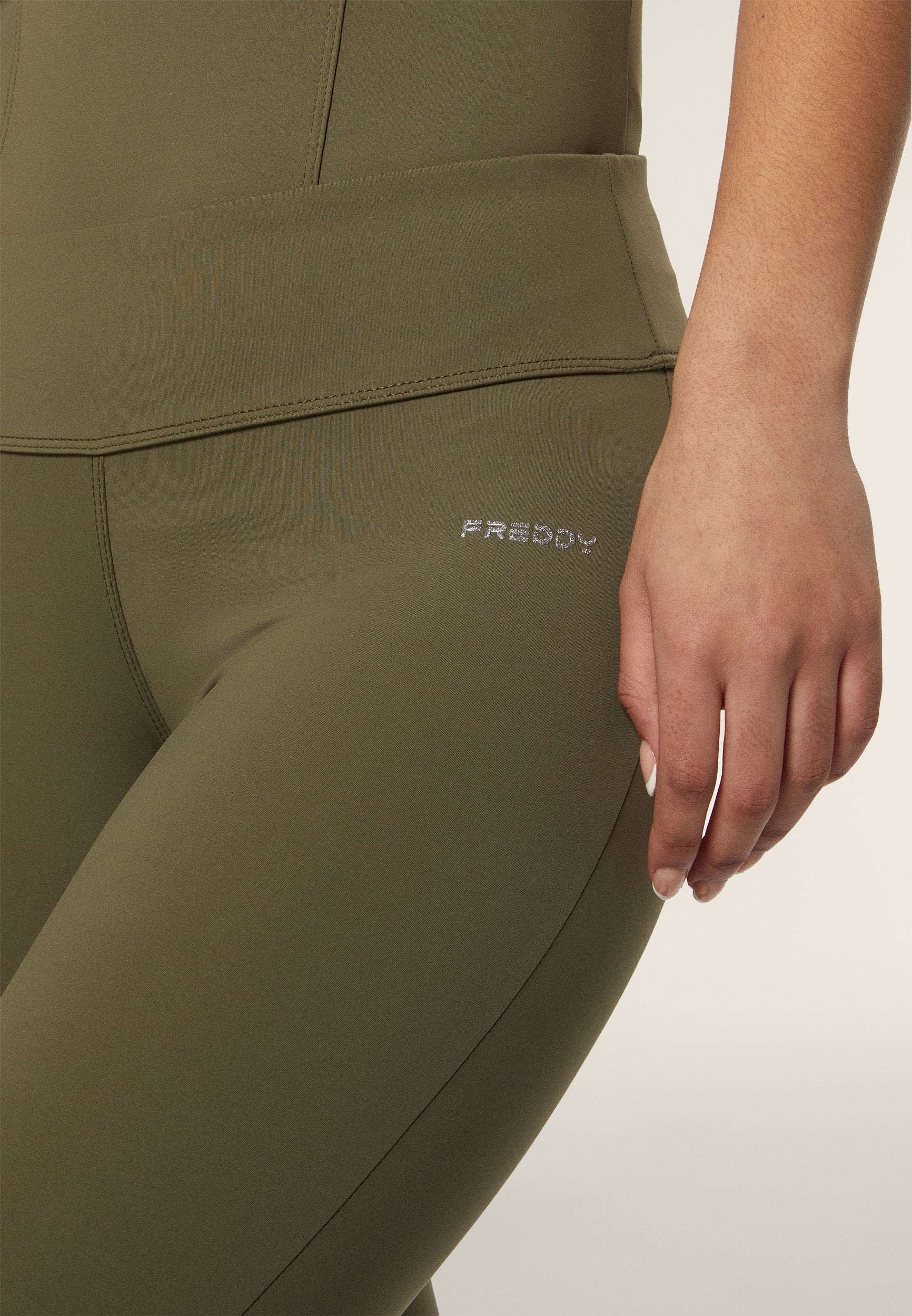 freddy-n-o-w-core-leggings-7-8-taille-moyenne-nylon-recycl image 6