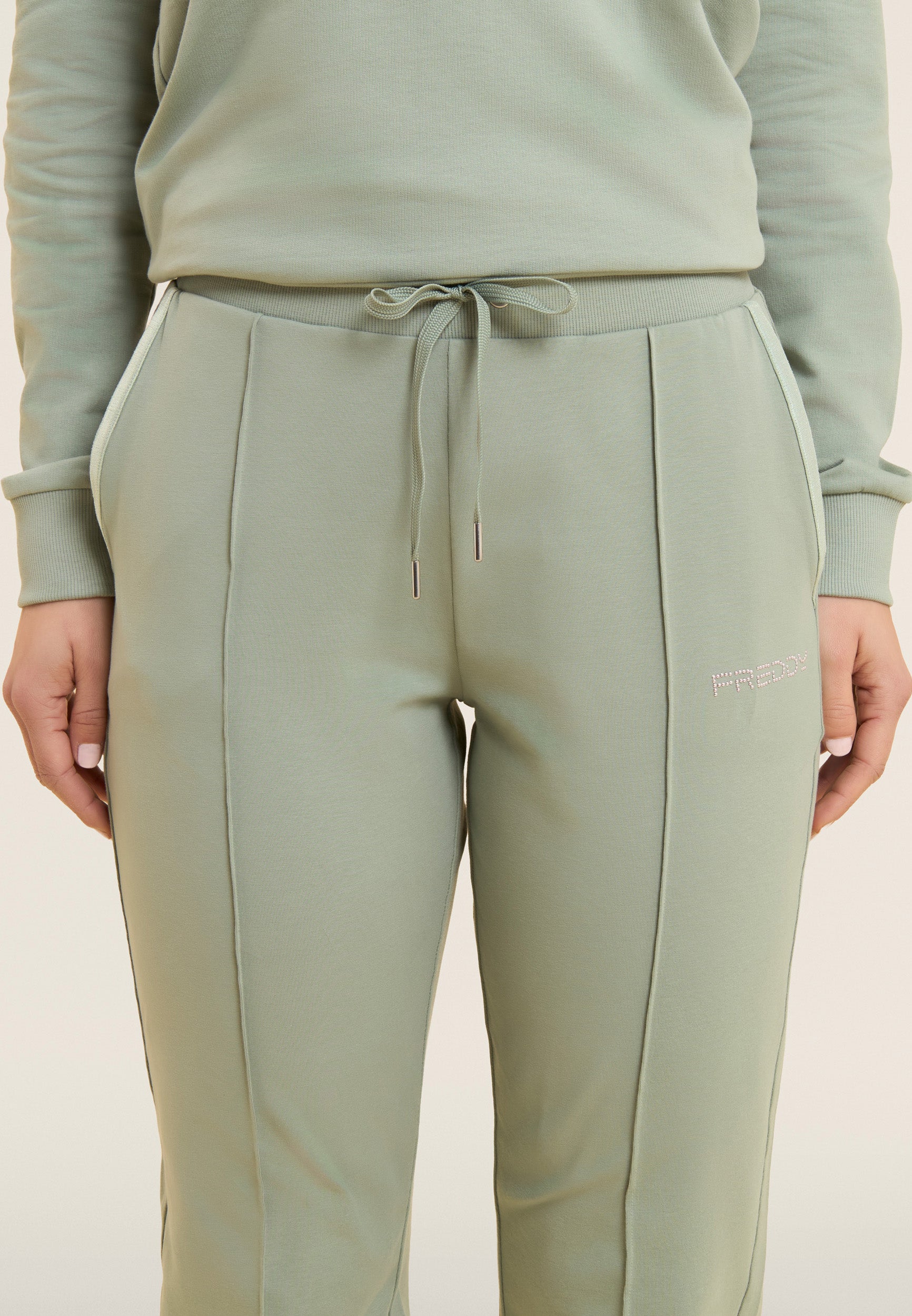 freddy-pantalon-sport-femme-slim-couture-centrale-jersey image 4