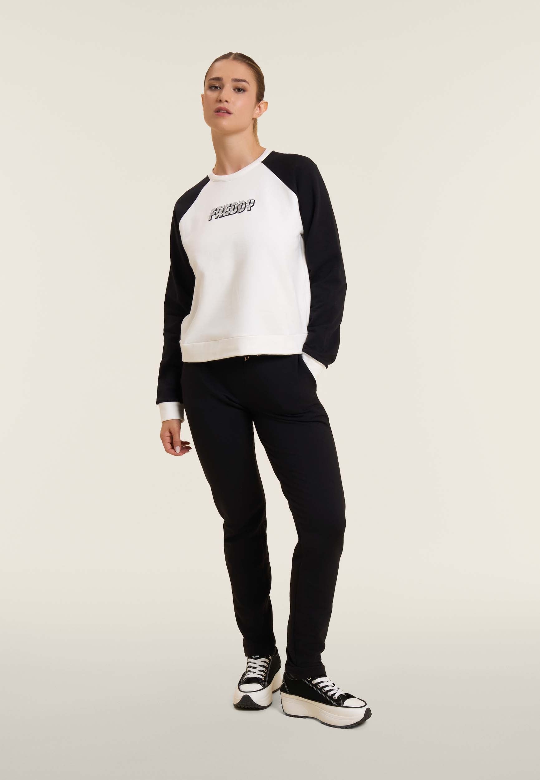 freddy-sweat-cropped-bicolore-manches-raglan-noir-blanc image 2