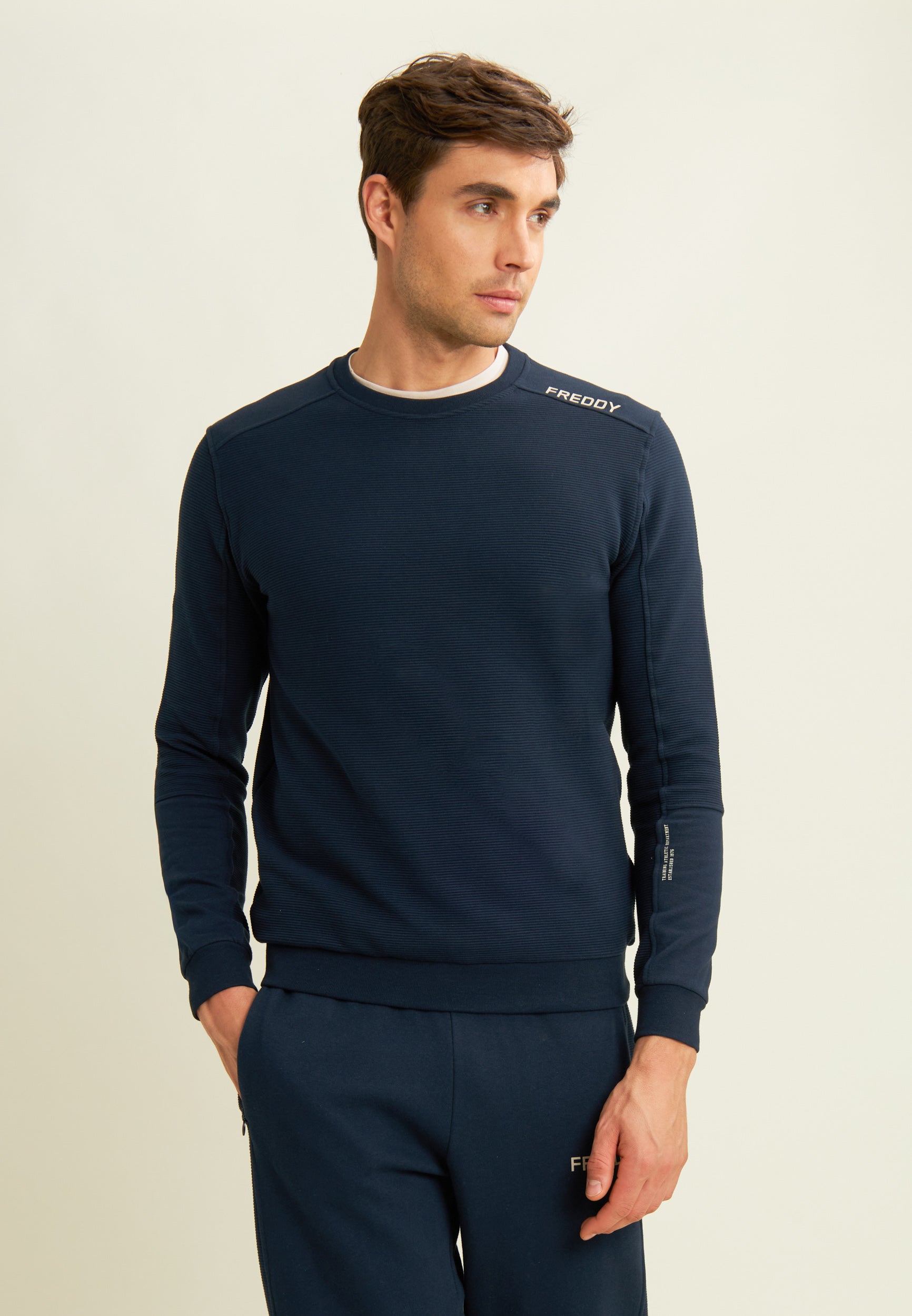 freddy-sweat-homme-col-rond-c-tel-logo-paule image 1