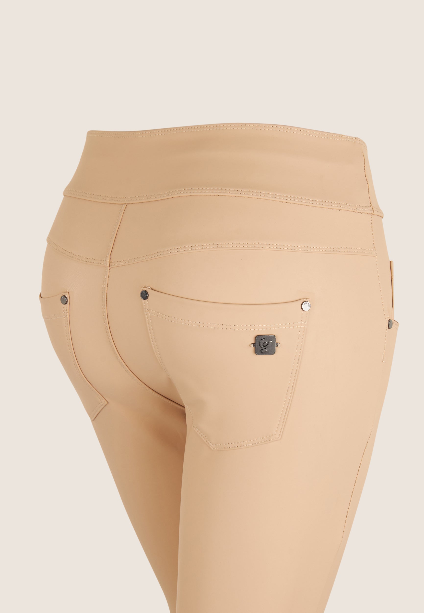 freddy-n-o-w-pantalon-skinny-similpelle-matt image 6