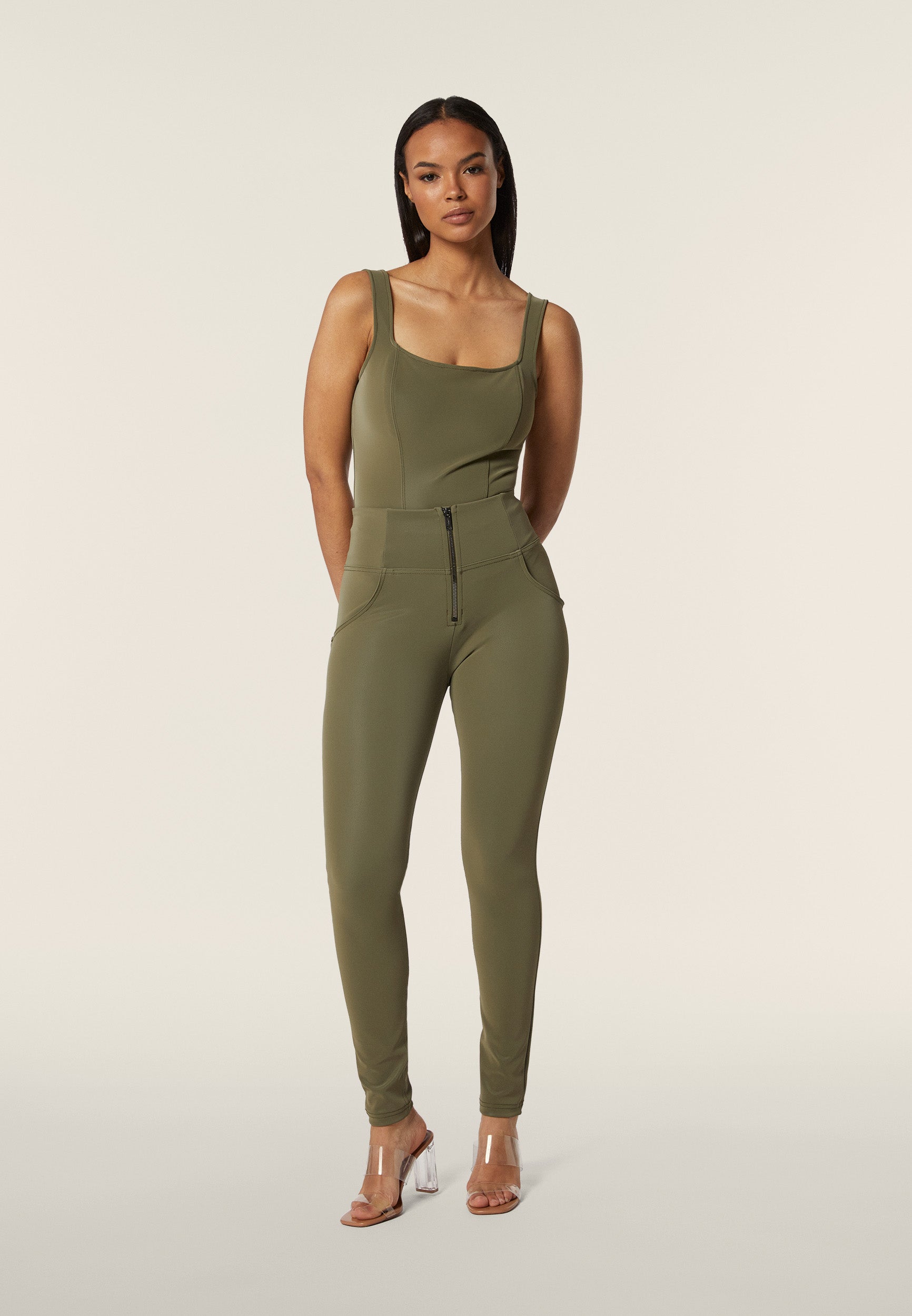 freddy-body-femme-col-carr-similcuir-brillant-vegan image 2