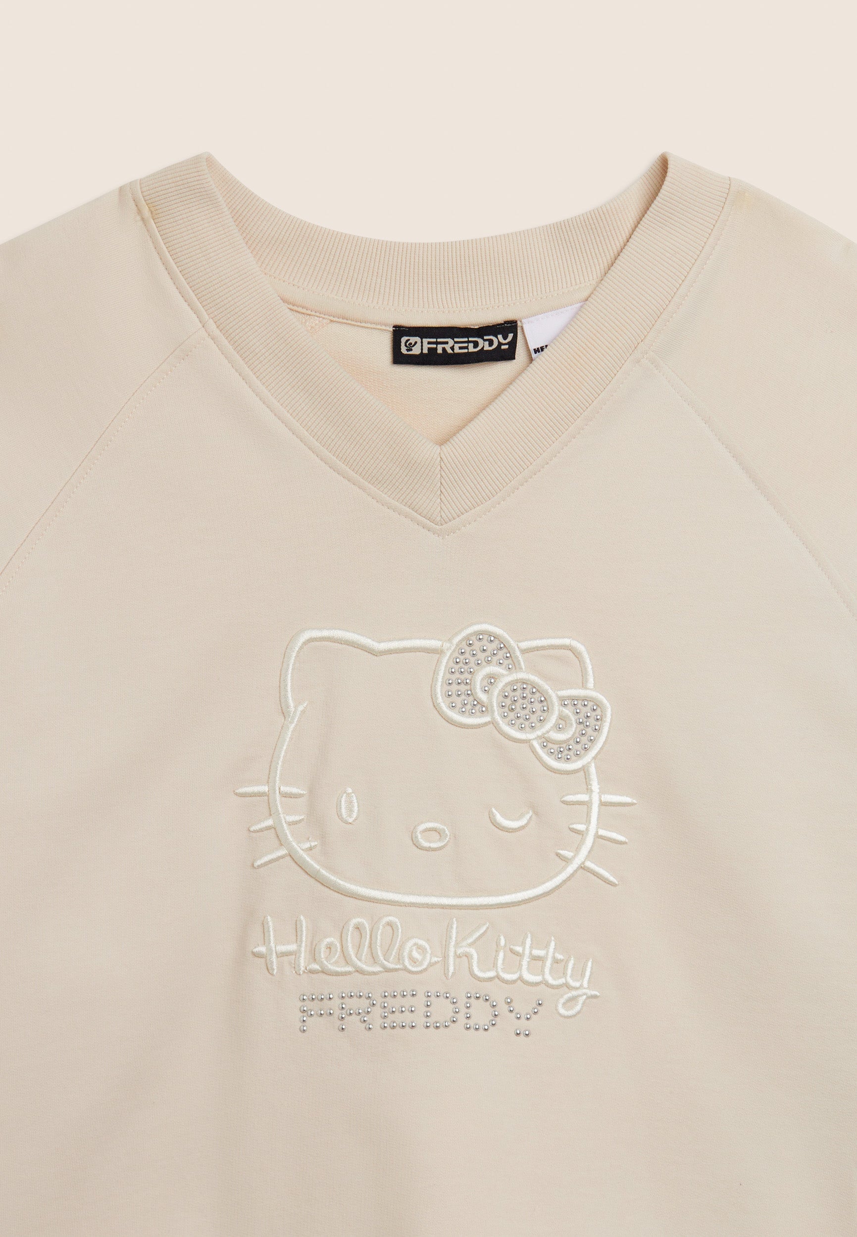 freddy-sweat-cropped-v-hello-kitty-broderie image 7