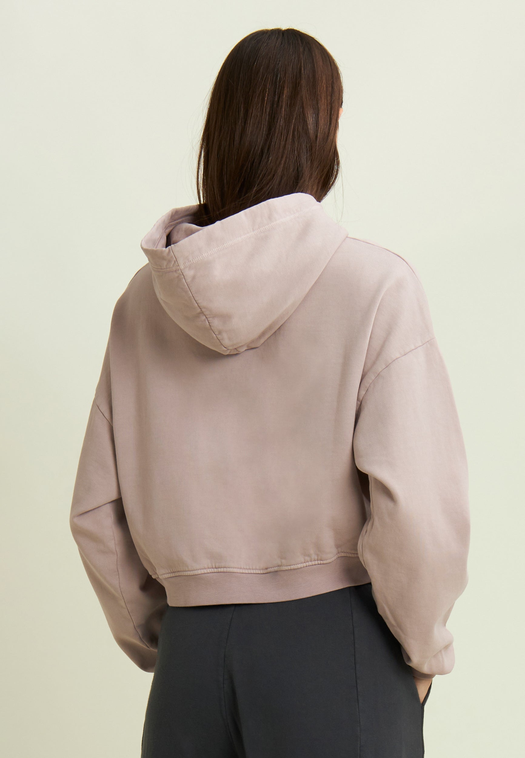 freddy-sweat-cropped-capuche-street-art image 3