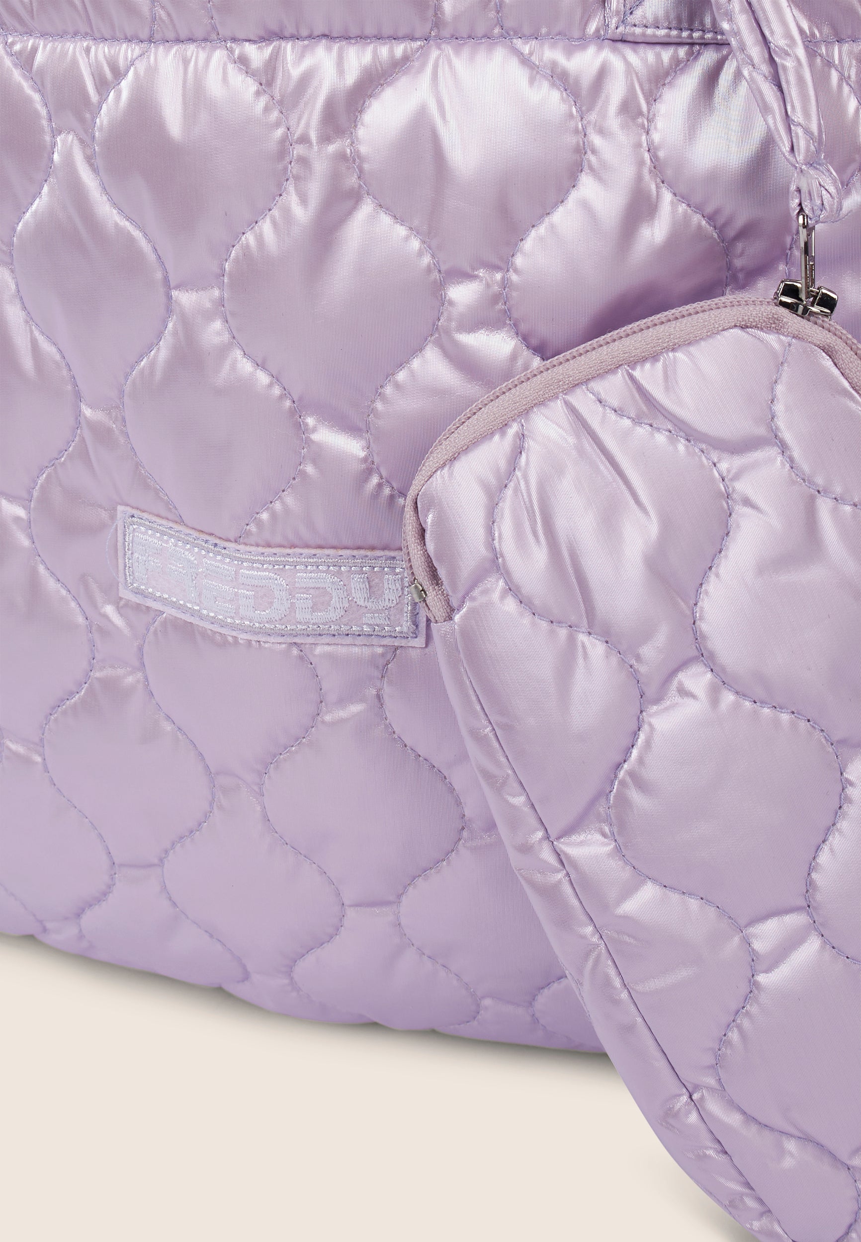 freddy-borsa-imbottita-donna-con-trousse-logo-ricamato image 2